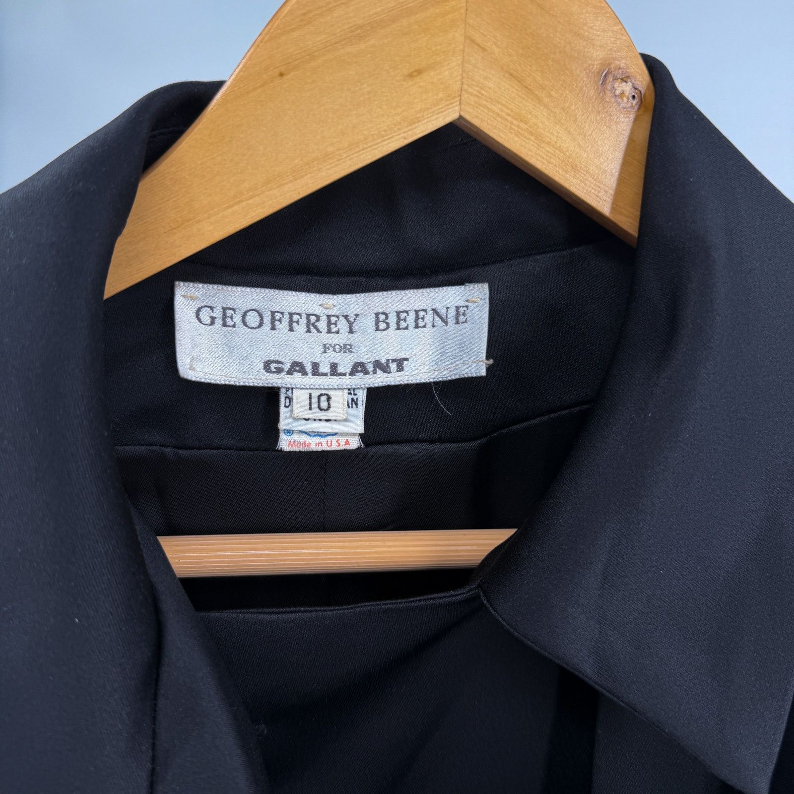 Geoffrey Beene Vintage 80s Black Jeweled Button Evening Trench Coat Size M / US 6-8 / IT 42-44 - 6 Thumbnail