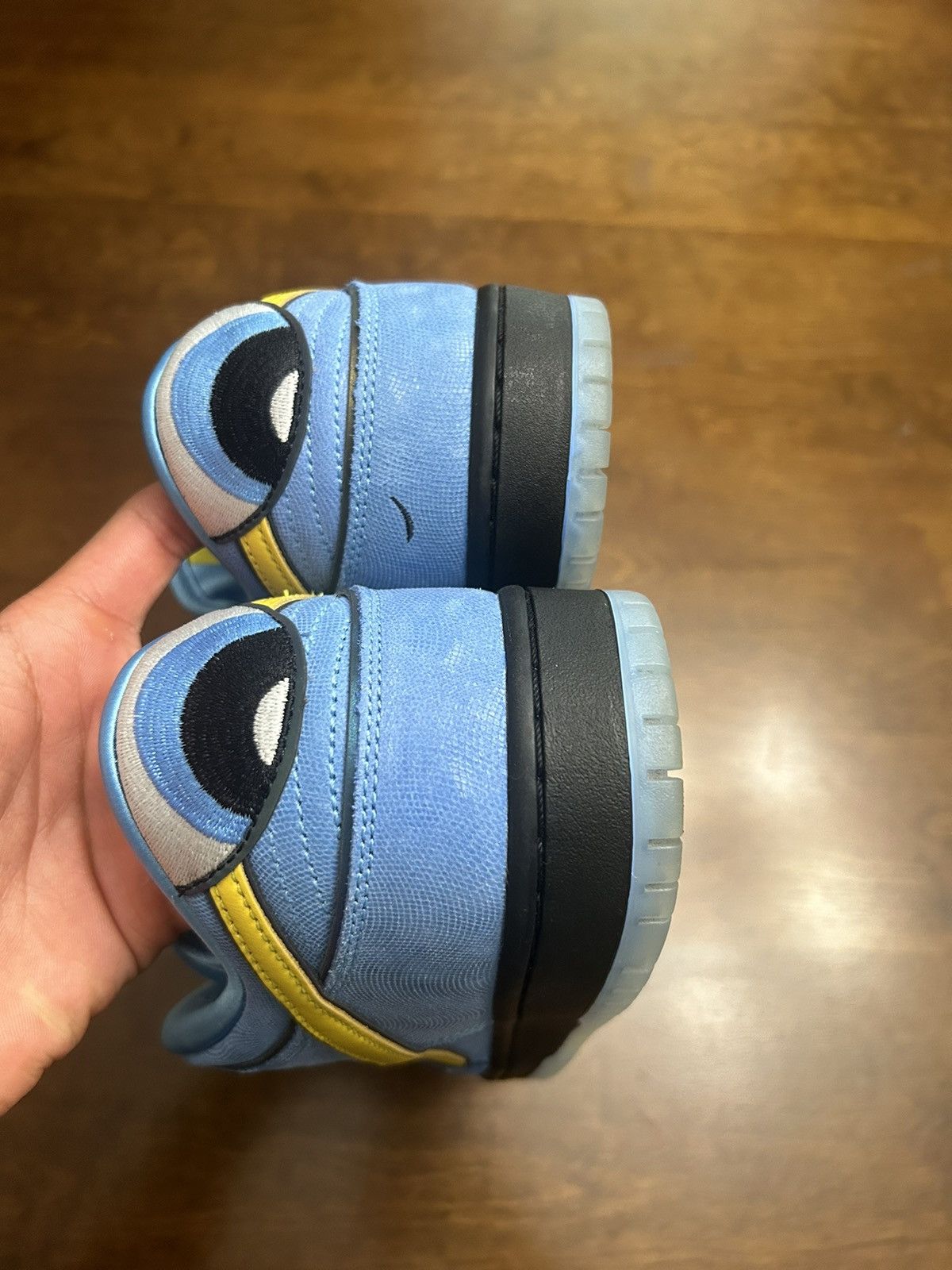 Nike Nike SB Dunk Low Pro x PowerPuff Girls Bubbles Size US 11 / EU 44 - 3 Thumbnail
