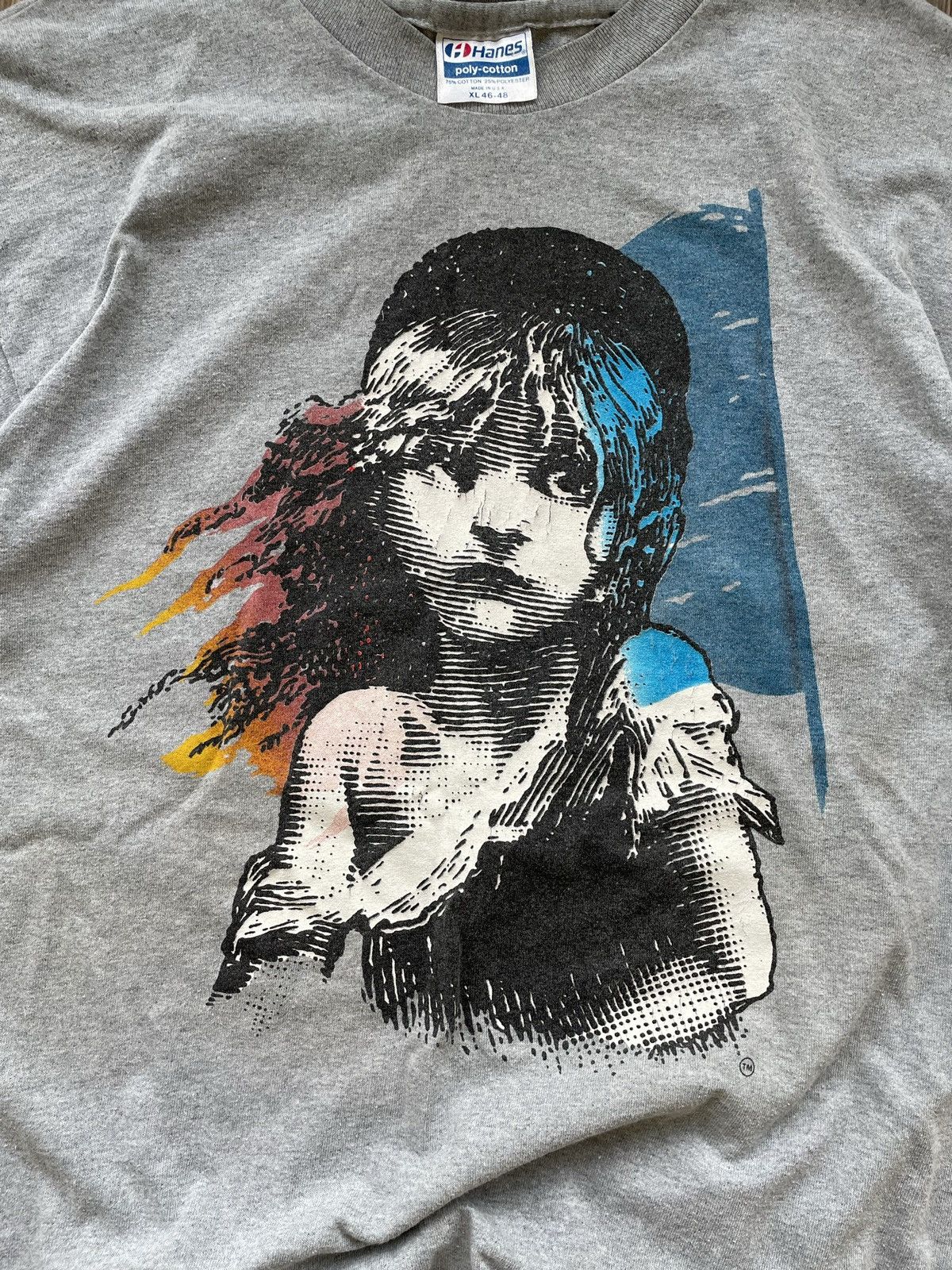 Hanes × Vintage Vintage 1986 Hanes Les Misérables Musical Shirt Grey XL Men Size US XL / EU 56 / 4 - 2 Thumbnail