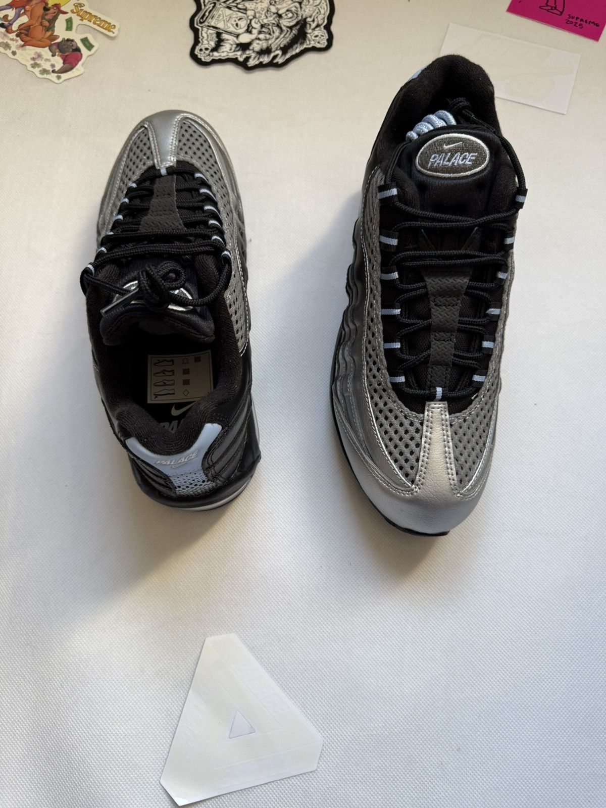 Nike | NO TAX IN EU 🔥 PALACE x NIKE Air Max 95 Black Silver | Size US 9 / EU 42 - 4 Thumbnail