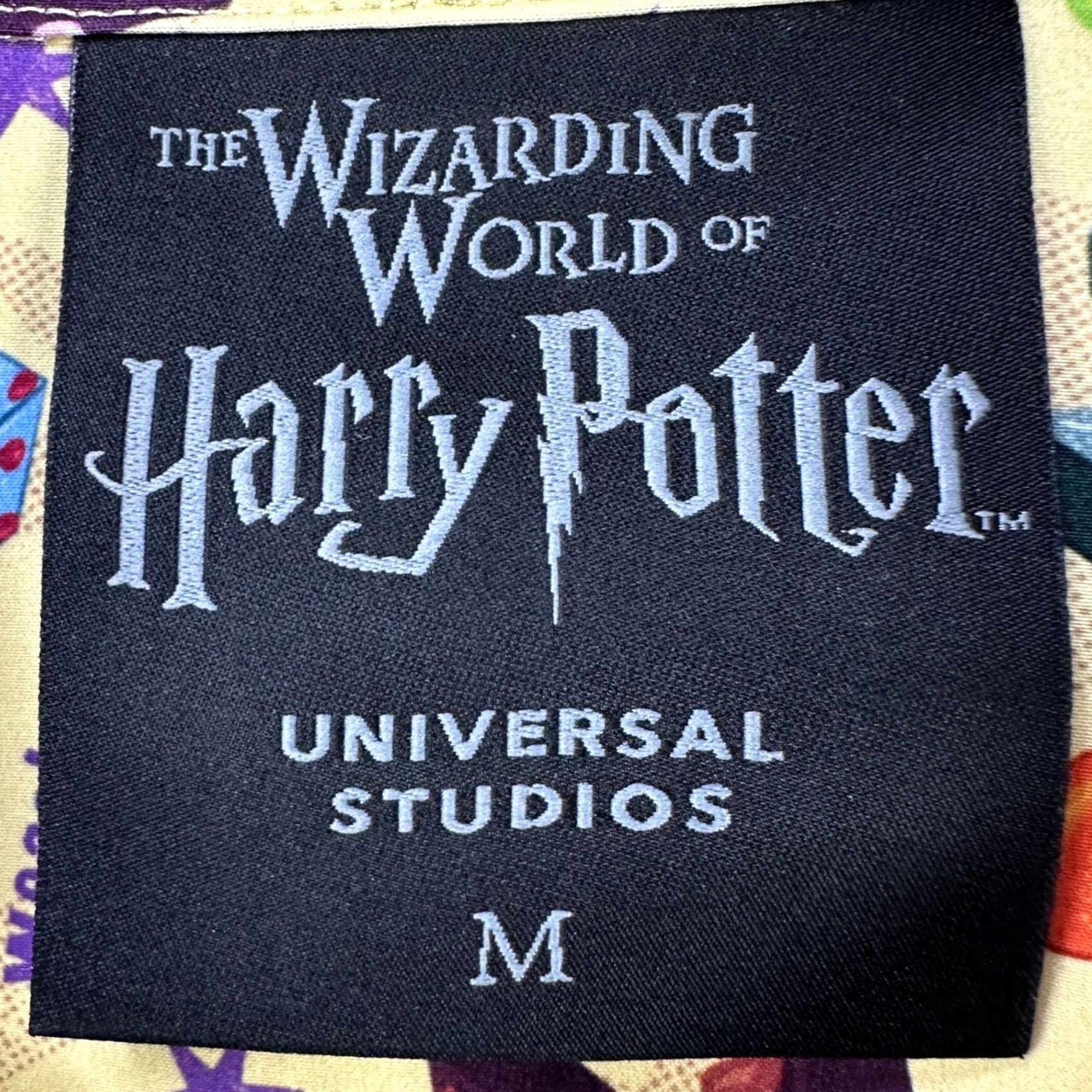 Vintage VINTAGE Universal Studios Mens The Wizarding World Of Harry Potter Shirt Medium Yellow Size US M / EU 48-50 / 2 - 4 Thumbnail