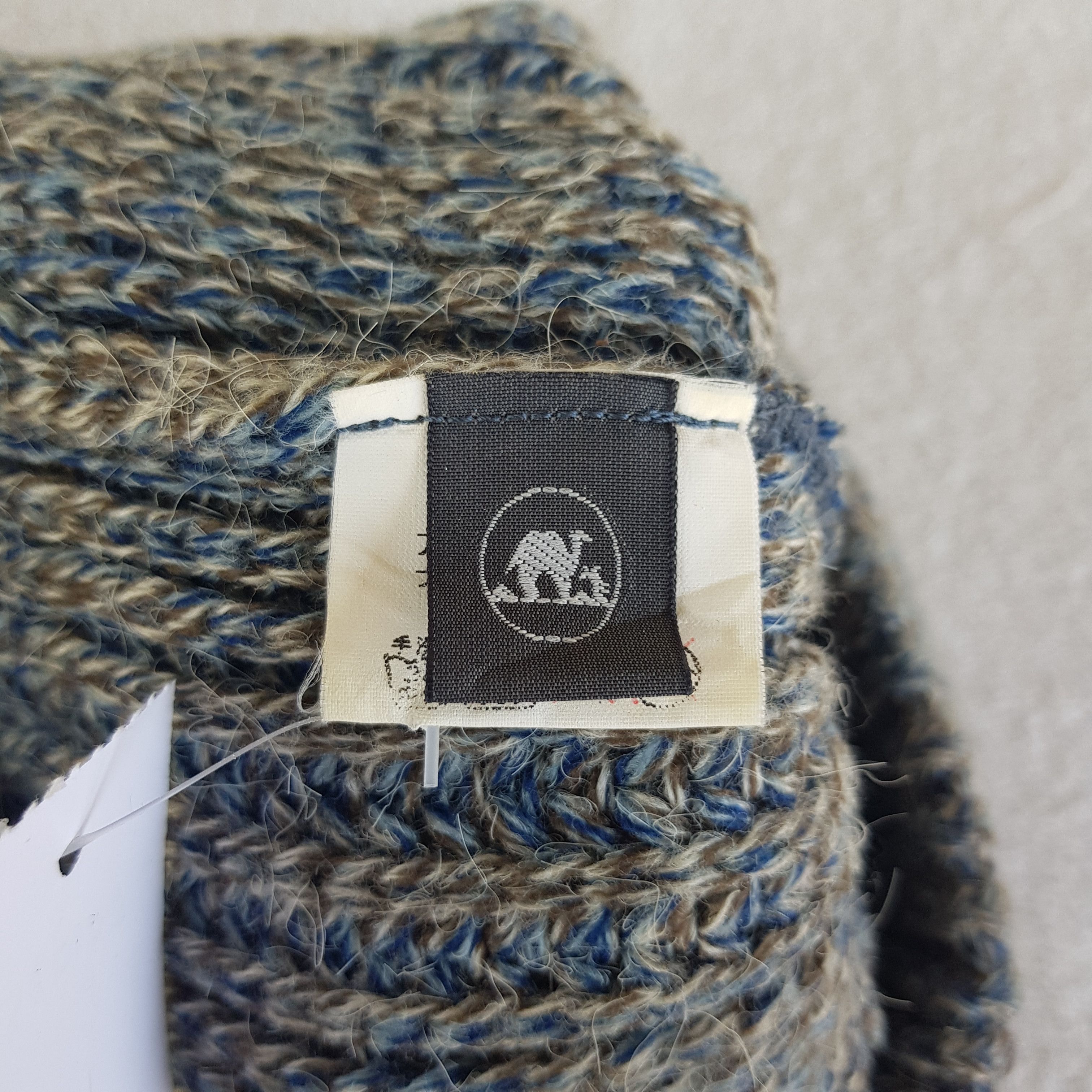 Aran Isles Knitwear Vintage Japanese Beanie Ribbed Knit Snow Caps Hats. Size ONE SIZE - 6 Thumbnail
