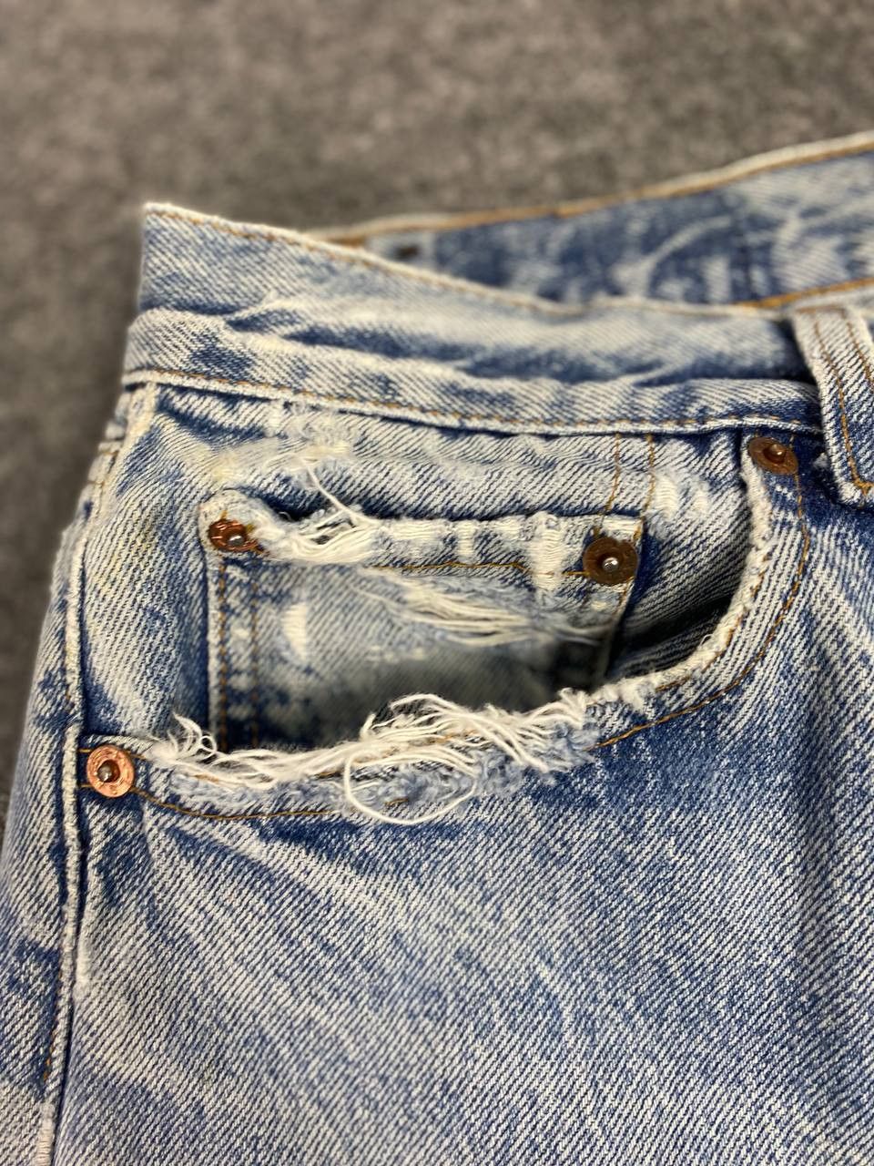 Levi's vintage levis 501 distressed denim nice design Size US 34 / EU 50 - 12 Thumbnail