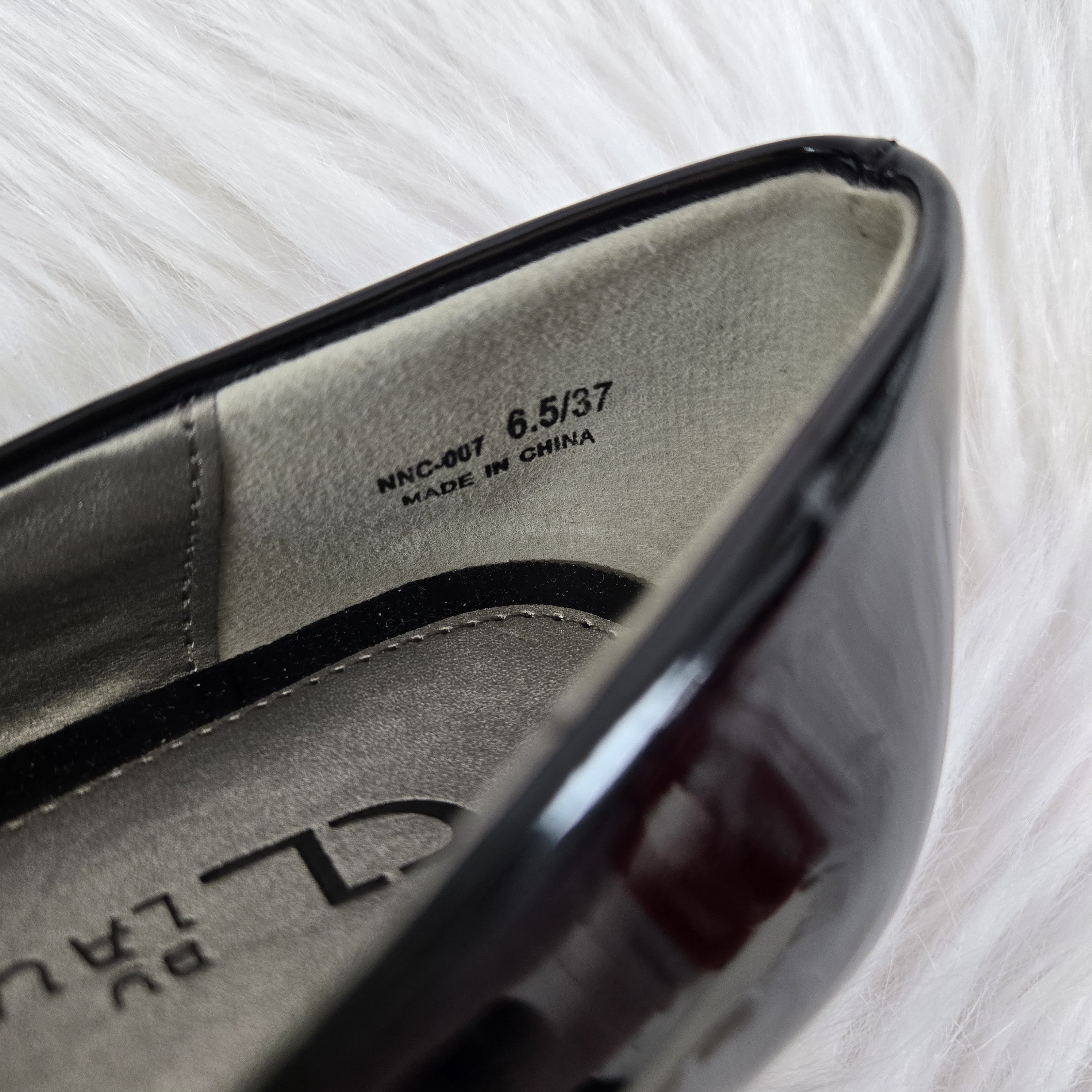 Chinese Laundry CHINESE LAUNDRY Nima Black Patent Wedge Pump Size 6.5 Size US 6.5 / IT 36.5 - 9 Thumbnail