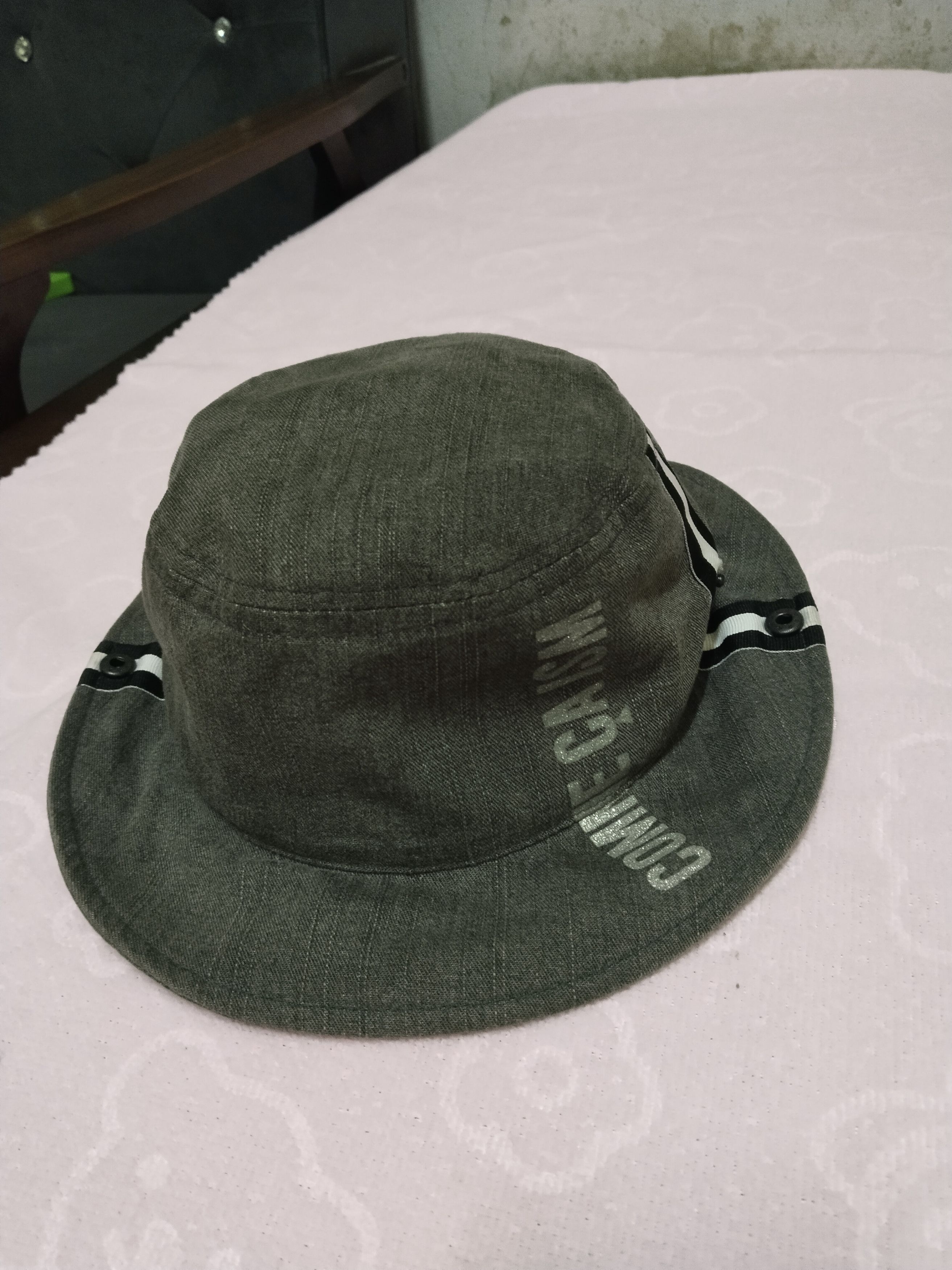 Comme Ca Ism × Comme des Garcons COMME CA ISM HAT Size ONE SIZE - 1 Thumbnail