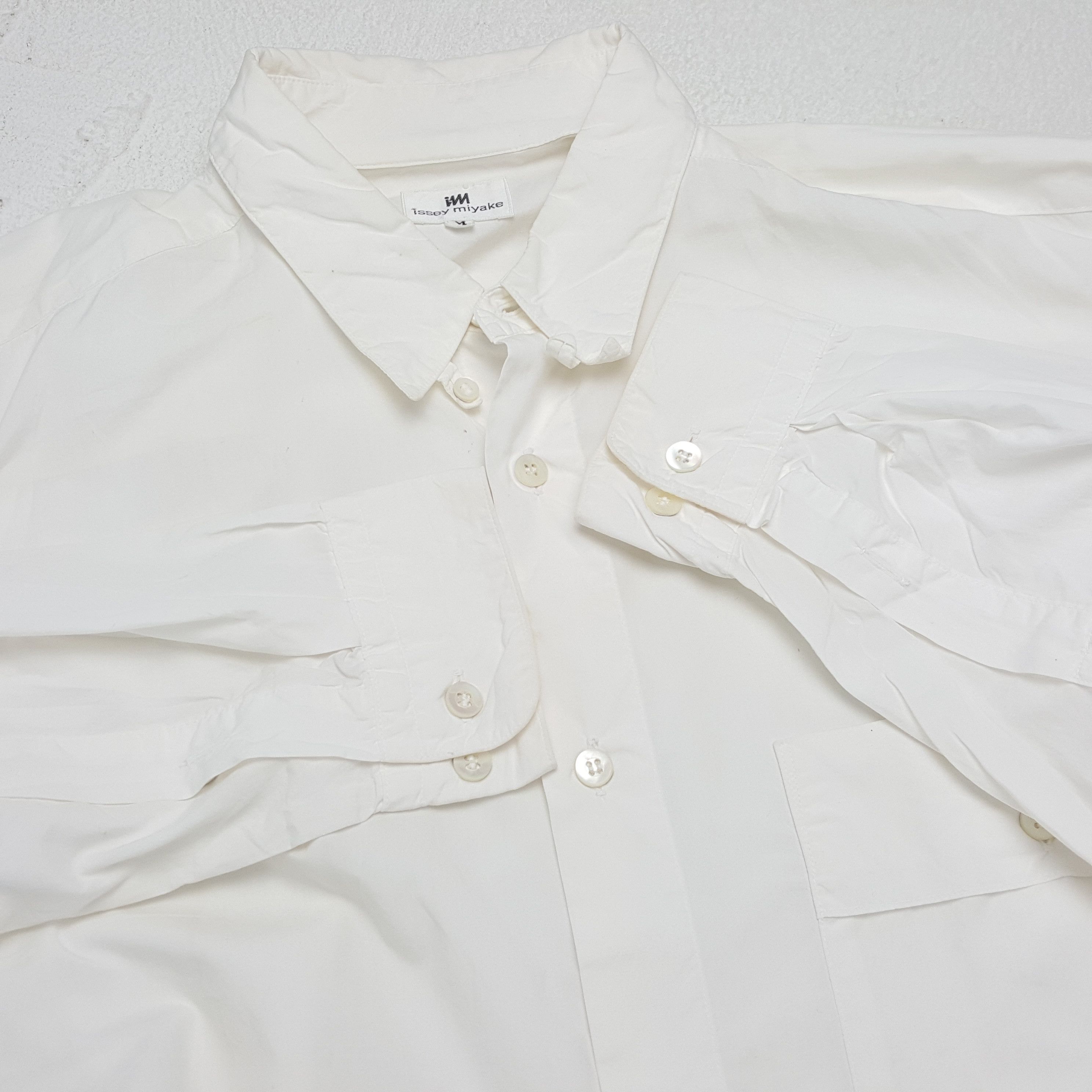 Issey Miyake × Japanese Brand × Vintage ISSEY MIYAKE Japanese Designer Formal Casual Shirt Size US L / EU 52-54 / 3 - 9 Thumbnail