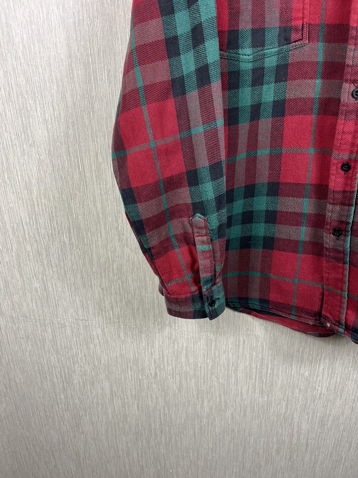 Flannel × Levi's × Vintage Vintage Levi’s plaid flannel shirt checked jacket black tab Size US M / EU 48-50 / 2 - 7 Thumbnail
