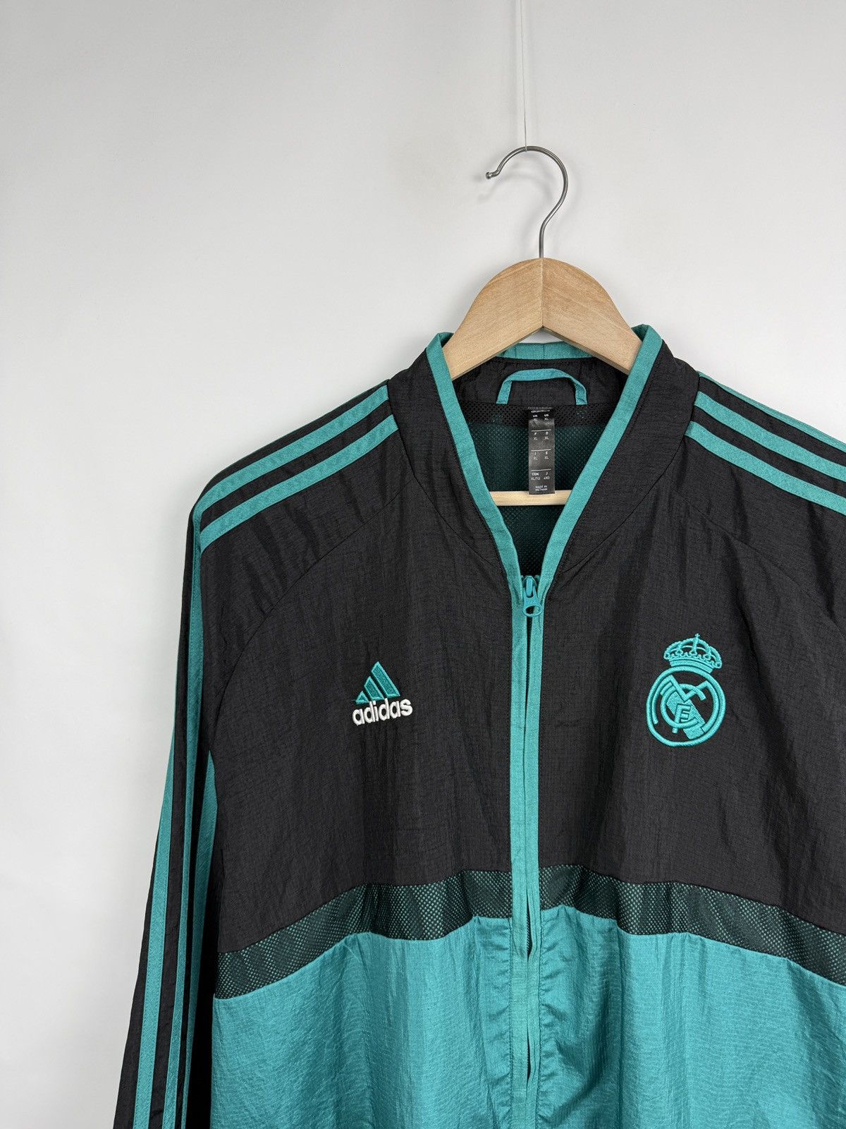 Adidas 🇪🇸 2021 Real Madrid Adidas Equipment Style Icons Woven Jacket Size US XL / EU 56 / 4 - 10 Thumbnail