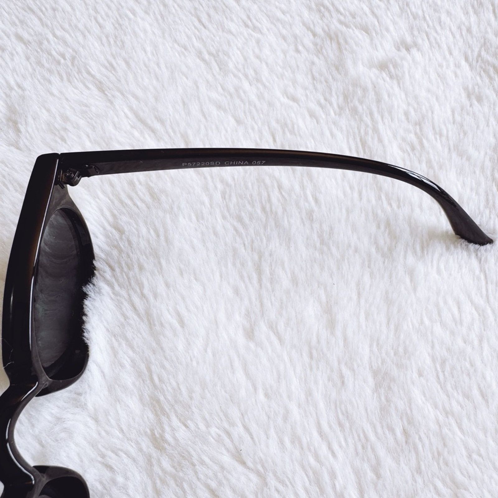 Other Pablo Black Round Sunglasses Size ONE SIZE - 5 Thumbnail