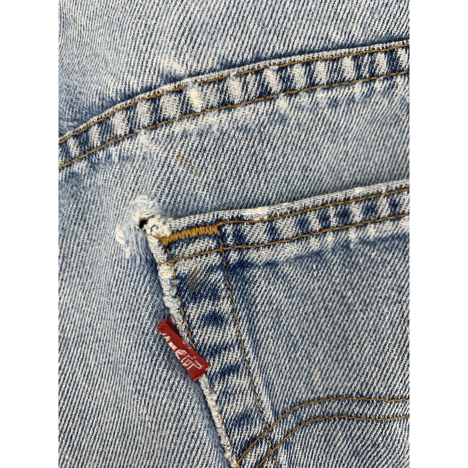 Levi's VTG Levi's 505 40x30 Blue Jeans Y2K 90s Distressed Thrashed Size US 40 / EU 56 - 5 Thumbnail