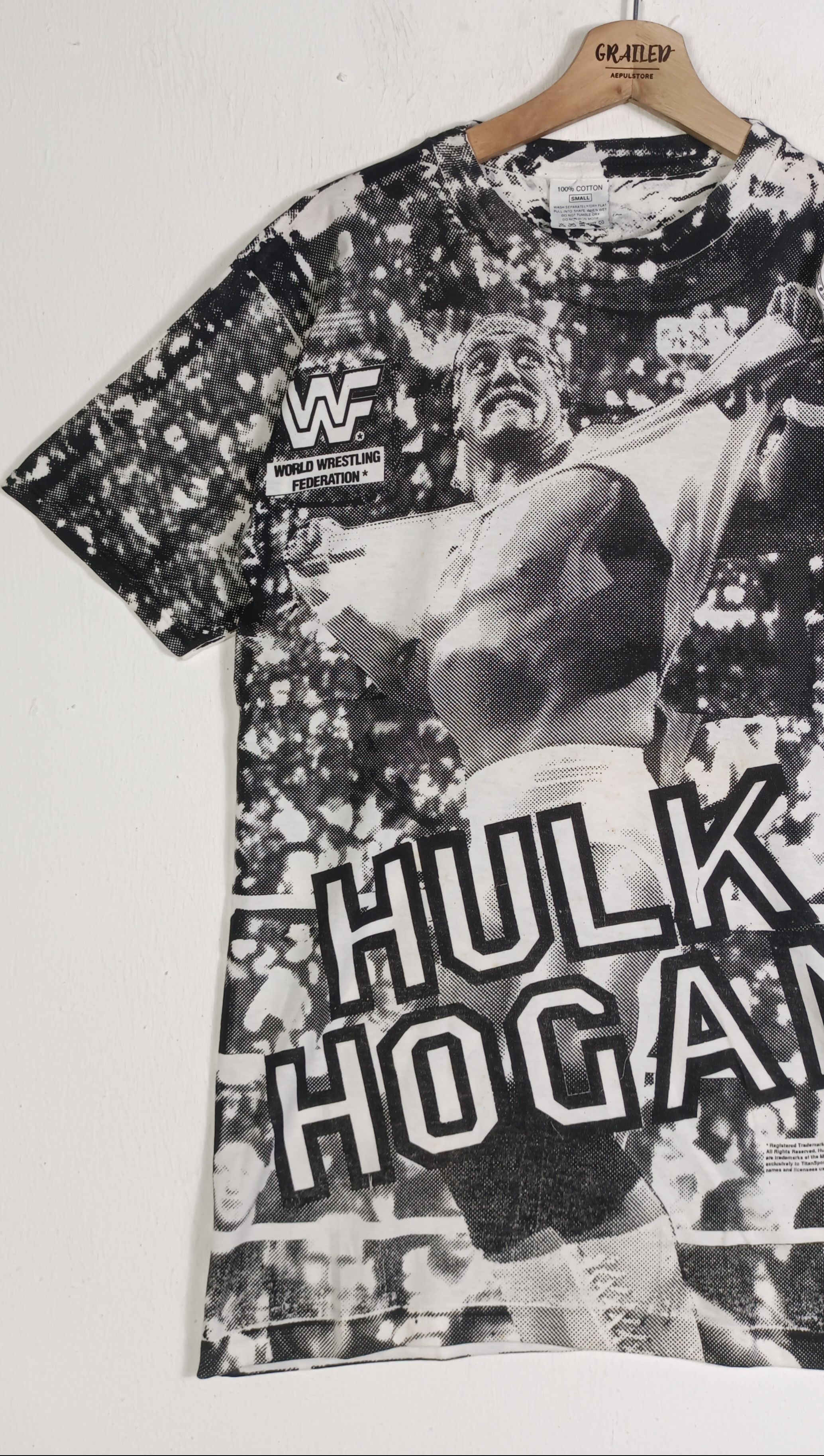 WWE Vintage 90🔥WWF Hulk Hogan All Over Print 1990 Size US S / EU 44-46 / 1 - 4 Thumbnail