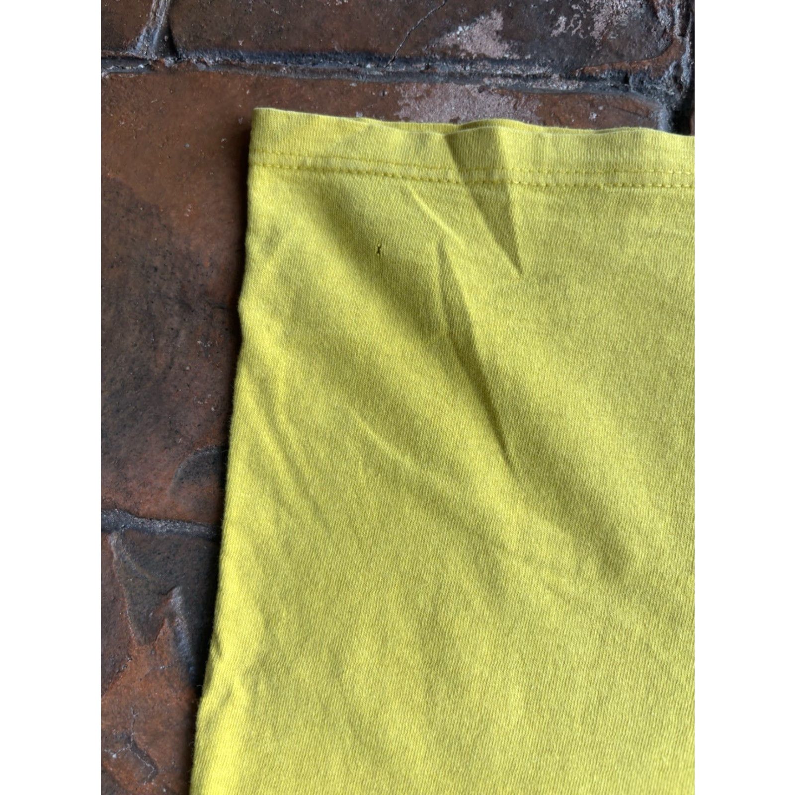 Nike VINTAGE Nike Midtown Basketball Athletic Club T-Shirt Large Yellow Men Redo Shorts? Size US L / EU 52-54 / 3 - 6 Thumbnail