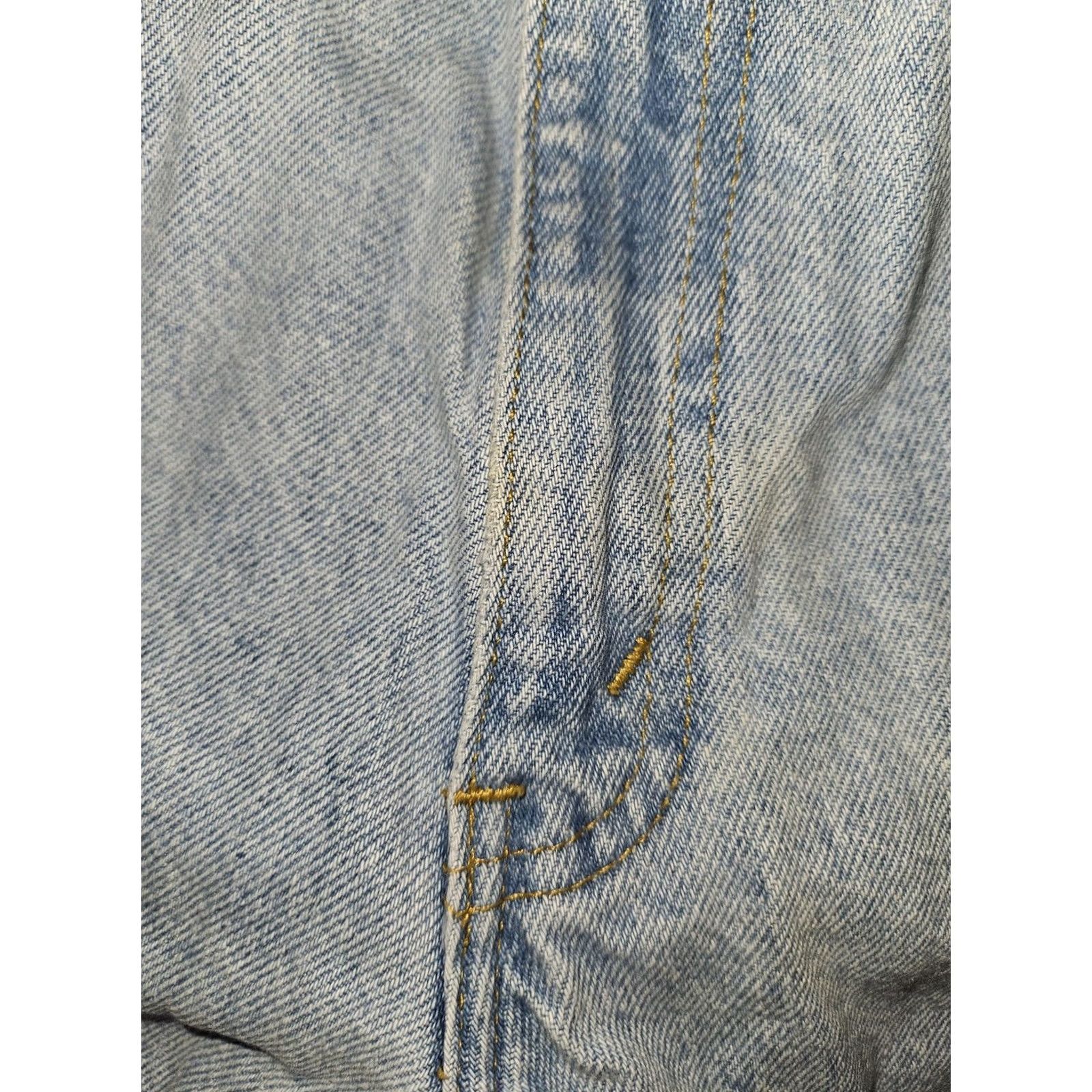 Vintage VINTAGE Arizona Jean Company Shorts Mens 34 Light Wash Denim Bermuda 90s Size US 34 / EU 50 - 8 Thumbnail