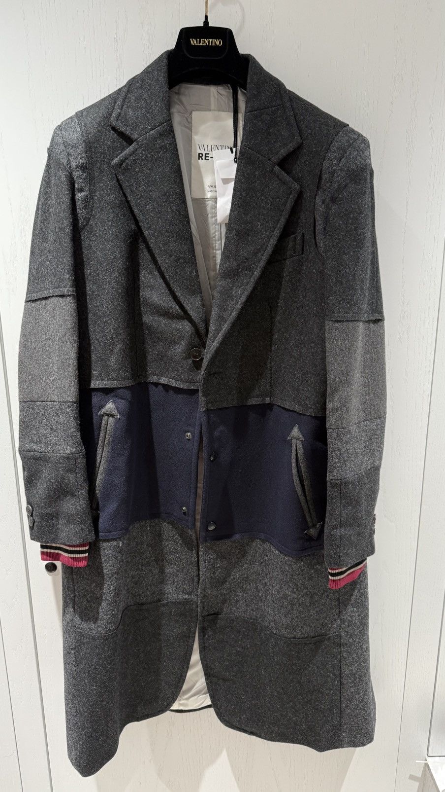 Valentino Valentino Re-Sew Patchwork Single-breasted Wool Coat F/W2020 Size US S / EU 44-46 / 1 - 1 Thumbnail