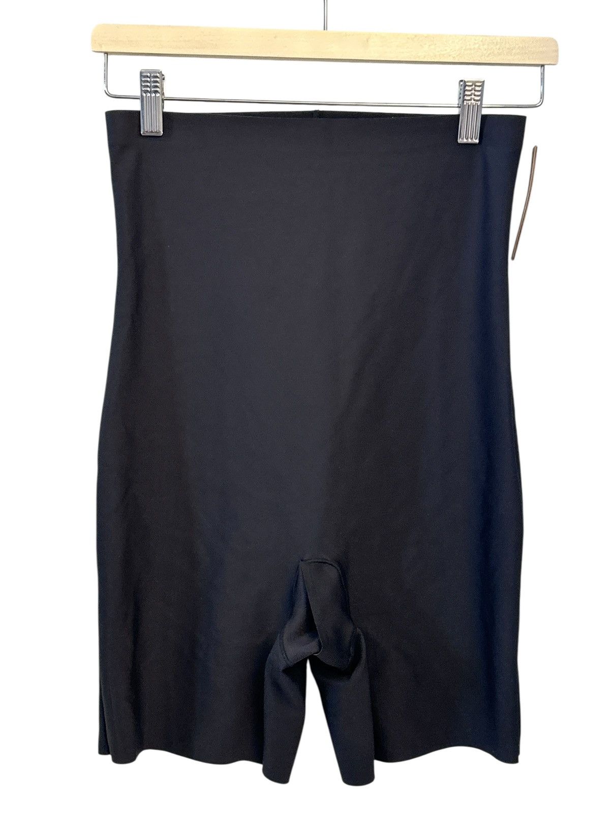 SKIMS Skims Body High Waist Short Large BO-SHO-3265 - Large- Onyx Size 34" / US 12 / IT 48 - 1 Thumbnail