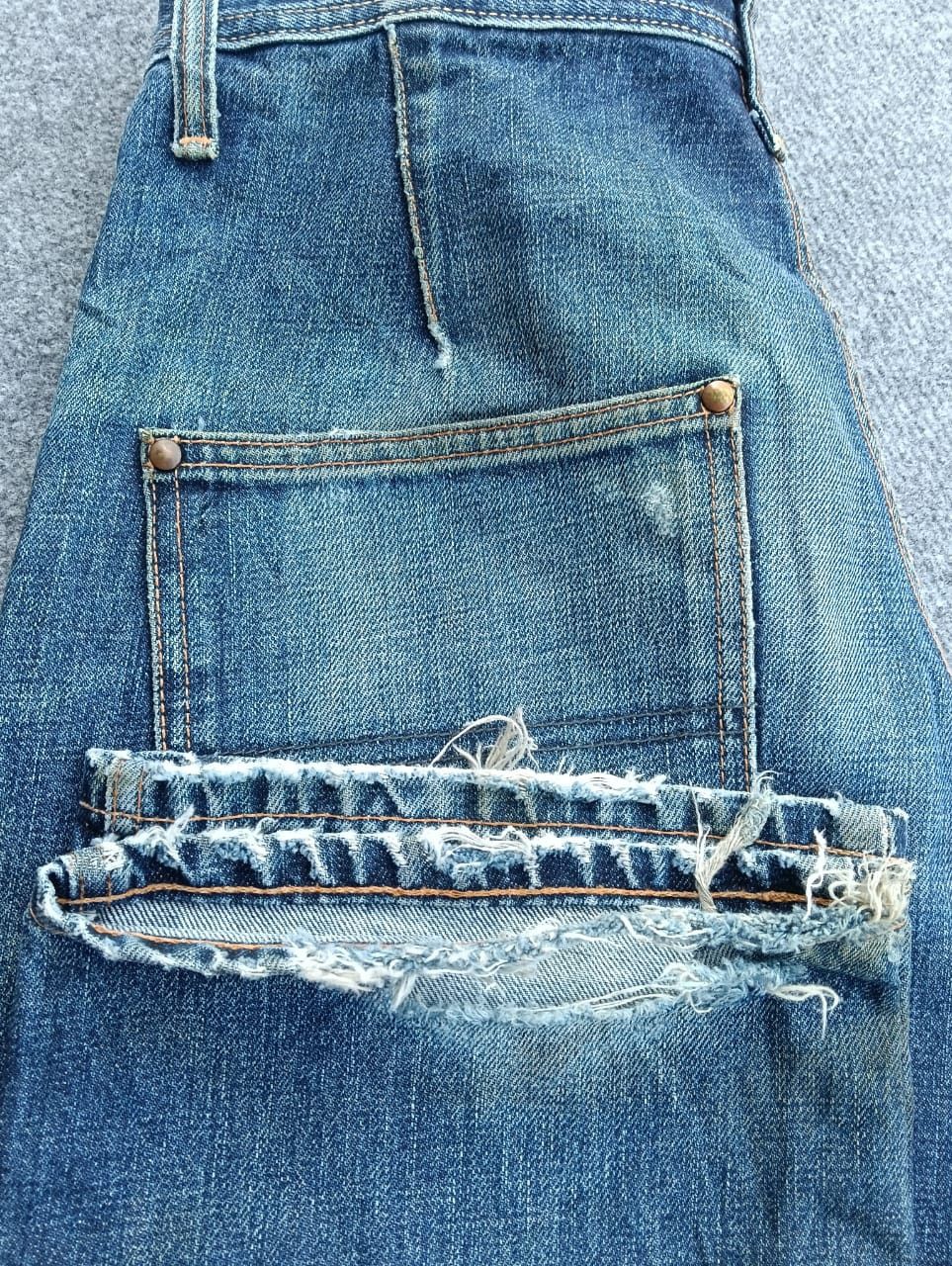 Edwin Vintage Edwin Nexus "E" Design Double Knee distressed denim. Size US 29 - 13 Thumbnail