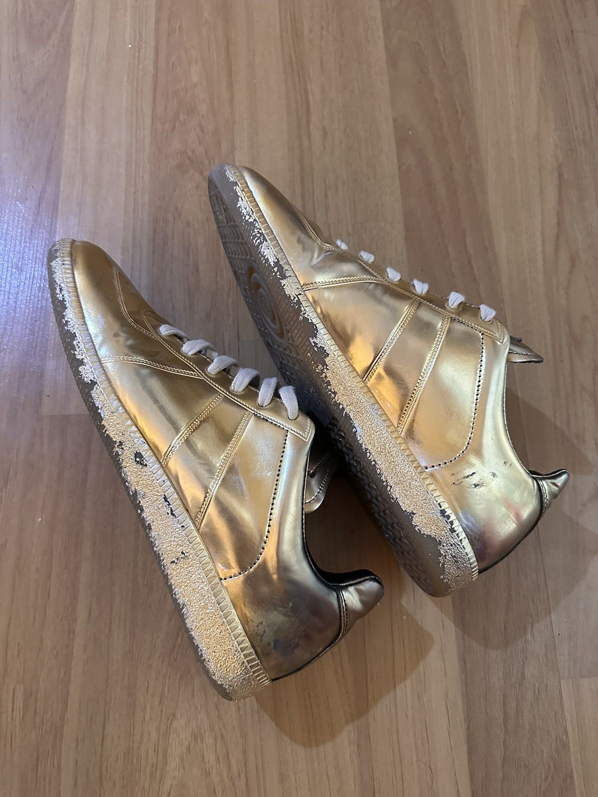 Maison Margiela Maison Margiela GAT Gold Ombre Limited Edition Size US 8 / EU 41 - 12 Thumbnail