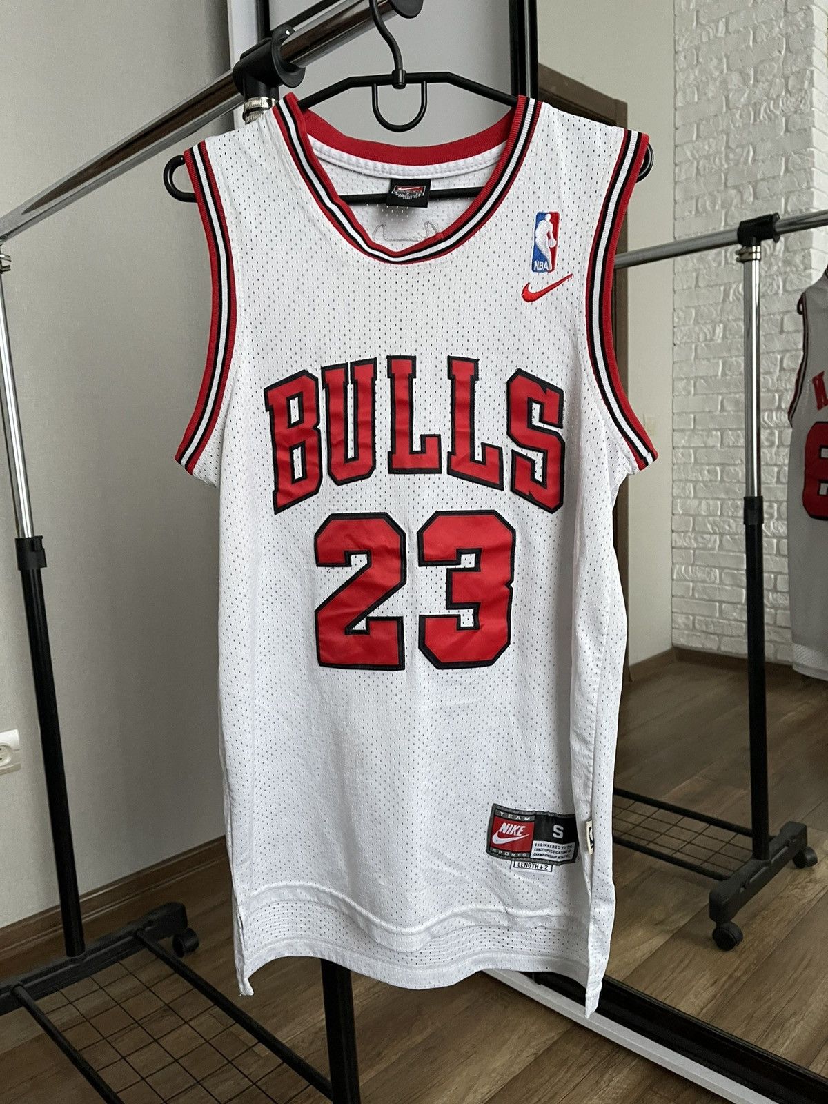 Nike Nike Chicago Bulls Jordan Vintage NBA Jersey Bootleg Size US S / EU 44-46 / 1 - 1 Thumbnail