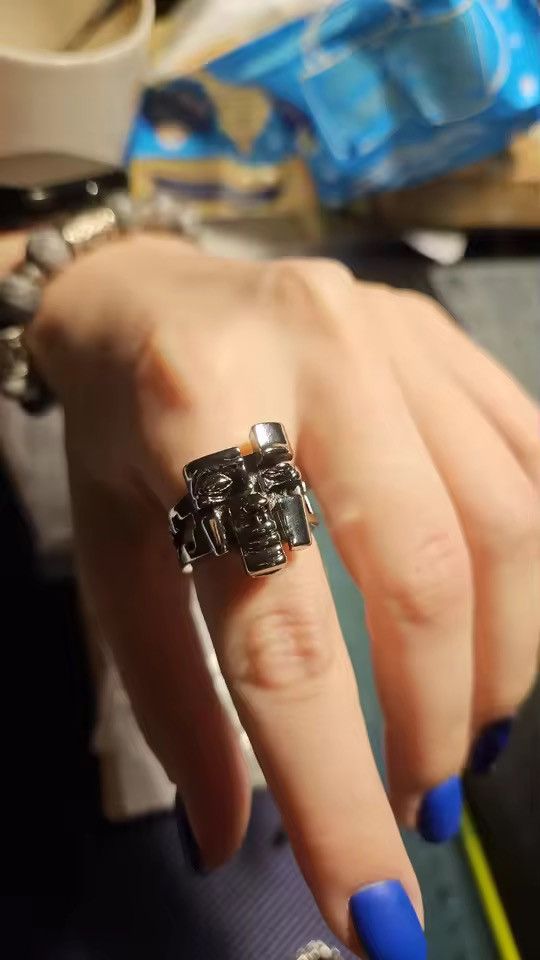 Jewelry Human Face Pattern Adjustable Ring Size ONE SIZE - 7 Thumbnail