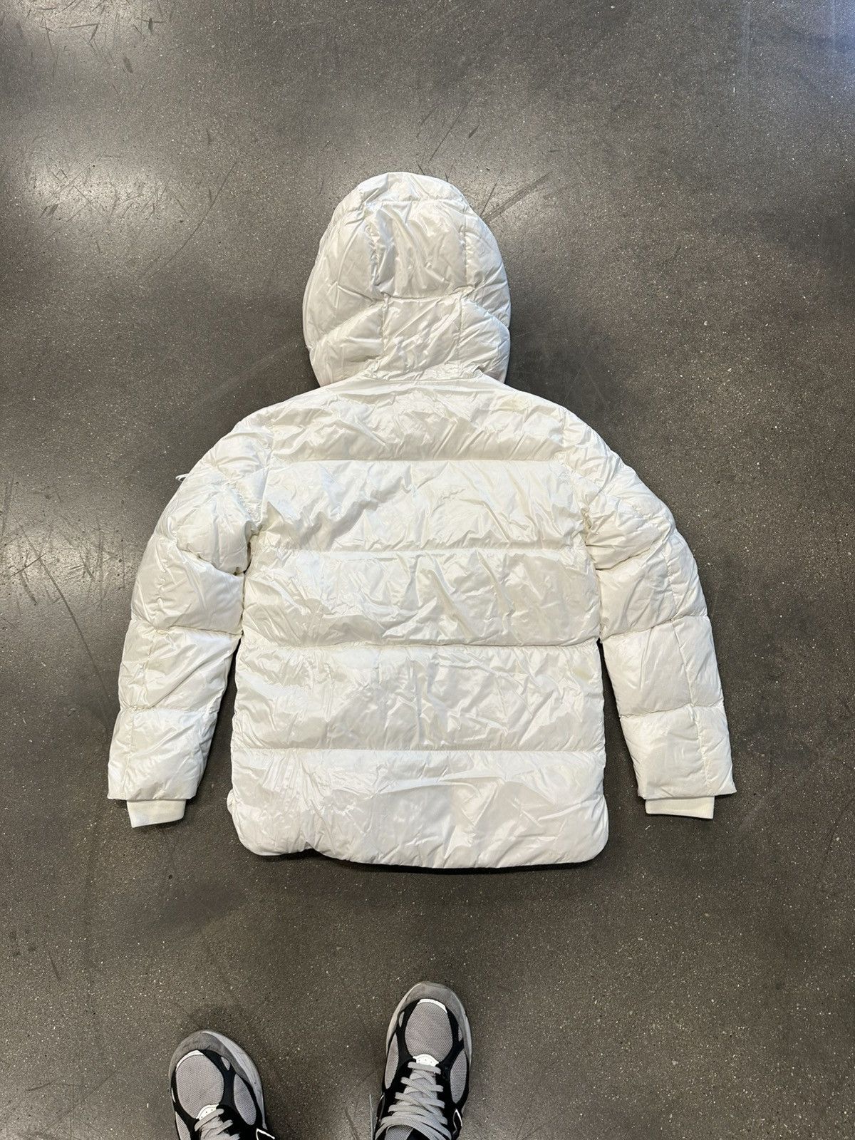 Moncler Moncler Dincer Short doen jacket off white Size US L / EU 52-54 / 3 - 2 Thumbnail