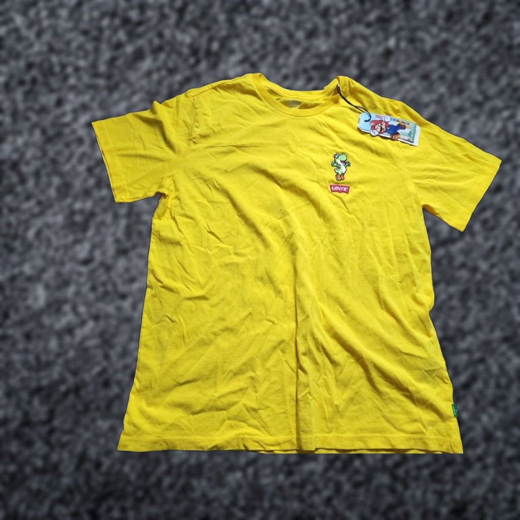 Levi's Levi's Super Mario Yoshi Graphic Yellow Short Sleeve T Shirt Double Sided Mens Large Nintendo Size US L / EU 52-54 / 3 - 1 Thumbnail