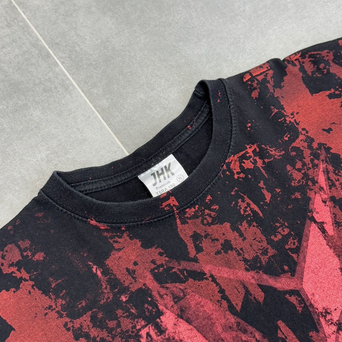 Band Tees × Vintage Vintage In Flames Band Tee T-Shirt Size XL Size US XL / EU 56 / 4 - 7 Thumbnail