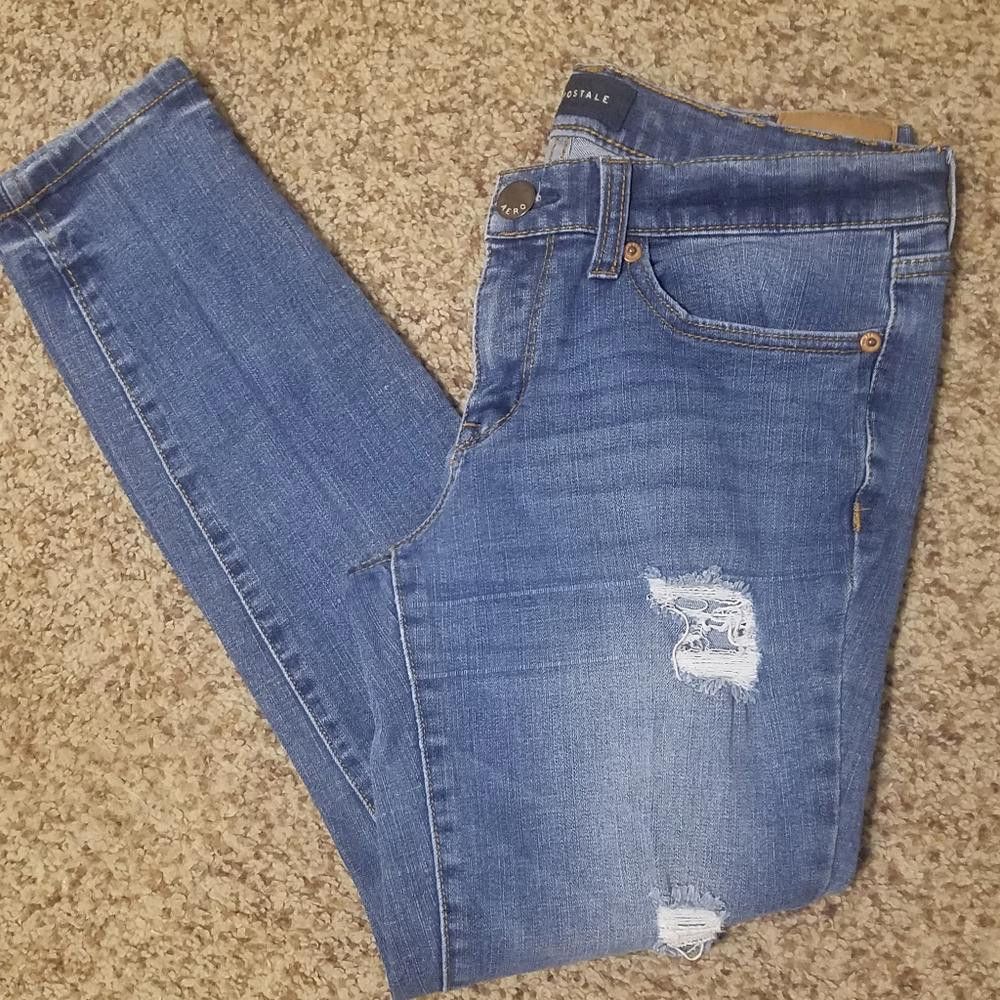 Aeropostale Aeropostale Flex Effects Low Rise Distressed Jeans Size 6 Size 28" / US 6 / IT 42 - 1 Thumbnail