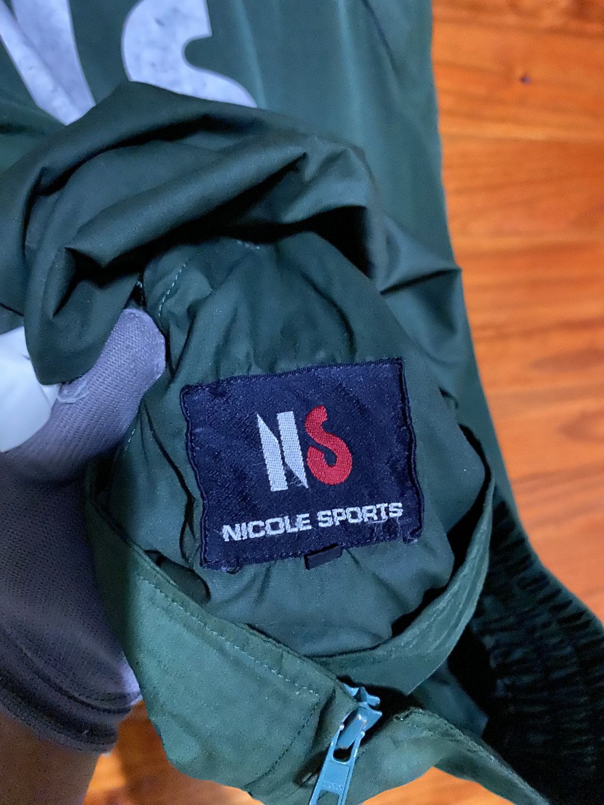 Nicole Club Vintage Nicole Sports Windbreaker Green Nylon Track Jacket Size US M / EU 48-50 / 2 - 6 Thumbnail