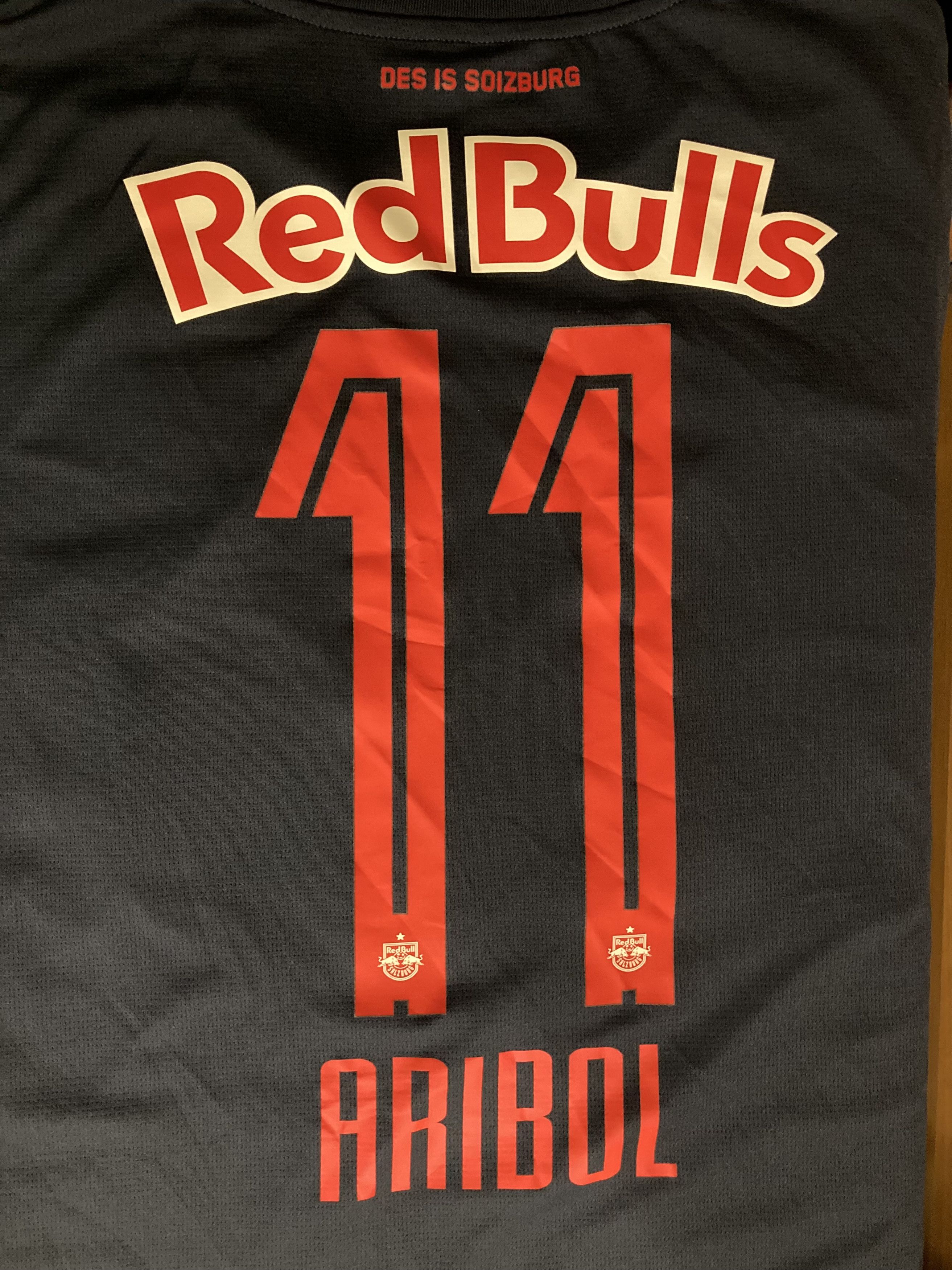 Puma Red Bull Salzburg PUMA Away Shirt 2024-25 home jersey soccer Size US L / EU 52-54 / 3 - 6 Thumbnail