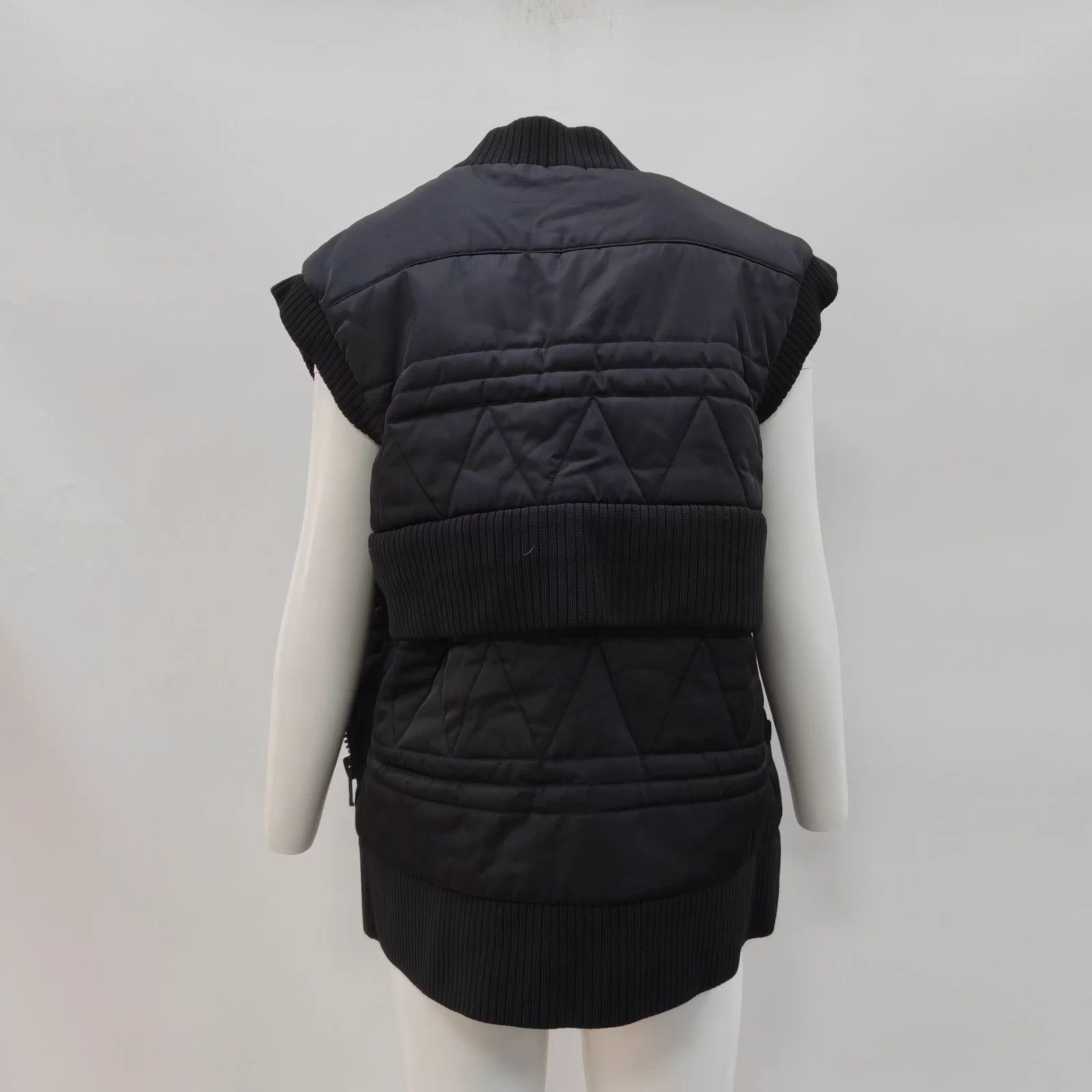 Moncler Moncler Vest Size 1 Size S / US 4 / IT 40 - 2 Thumbnail