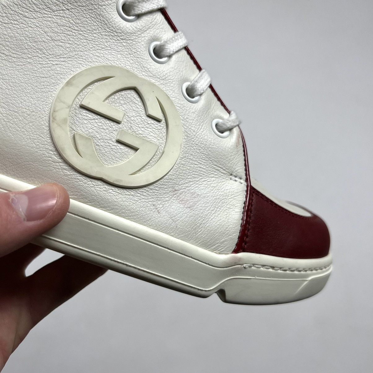 Gucci Gucci Luxury Hi-Top Sneakers Leather Red White Size US 7 / EU 40 - 11 Thumbnail