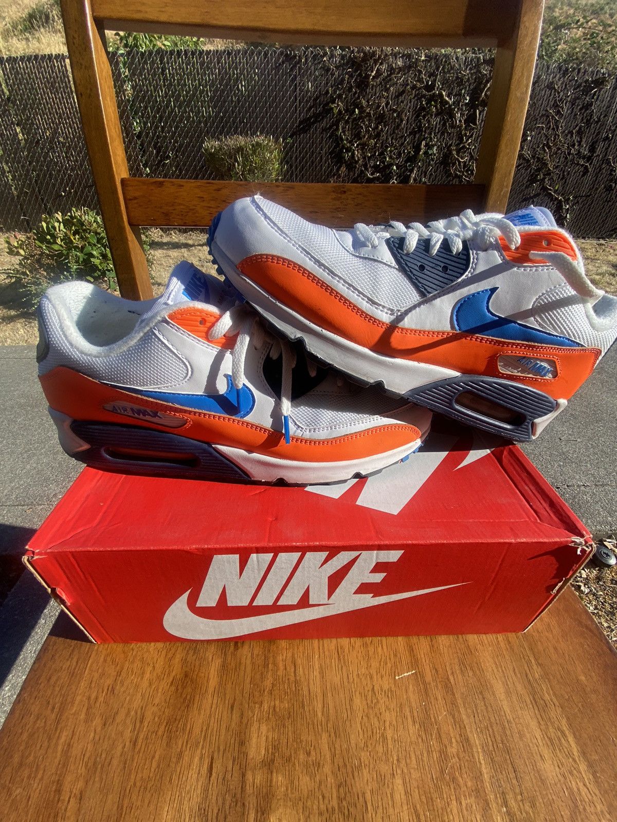 Nike (USED) (FREE SHIPPING) Nike Air Max 90 Essential Size US 11.5 / EU 44-45 - 3 Thumbnail