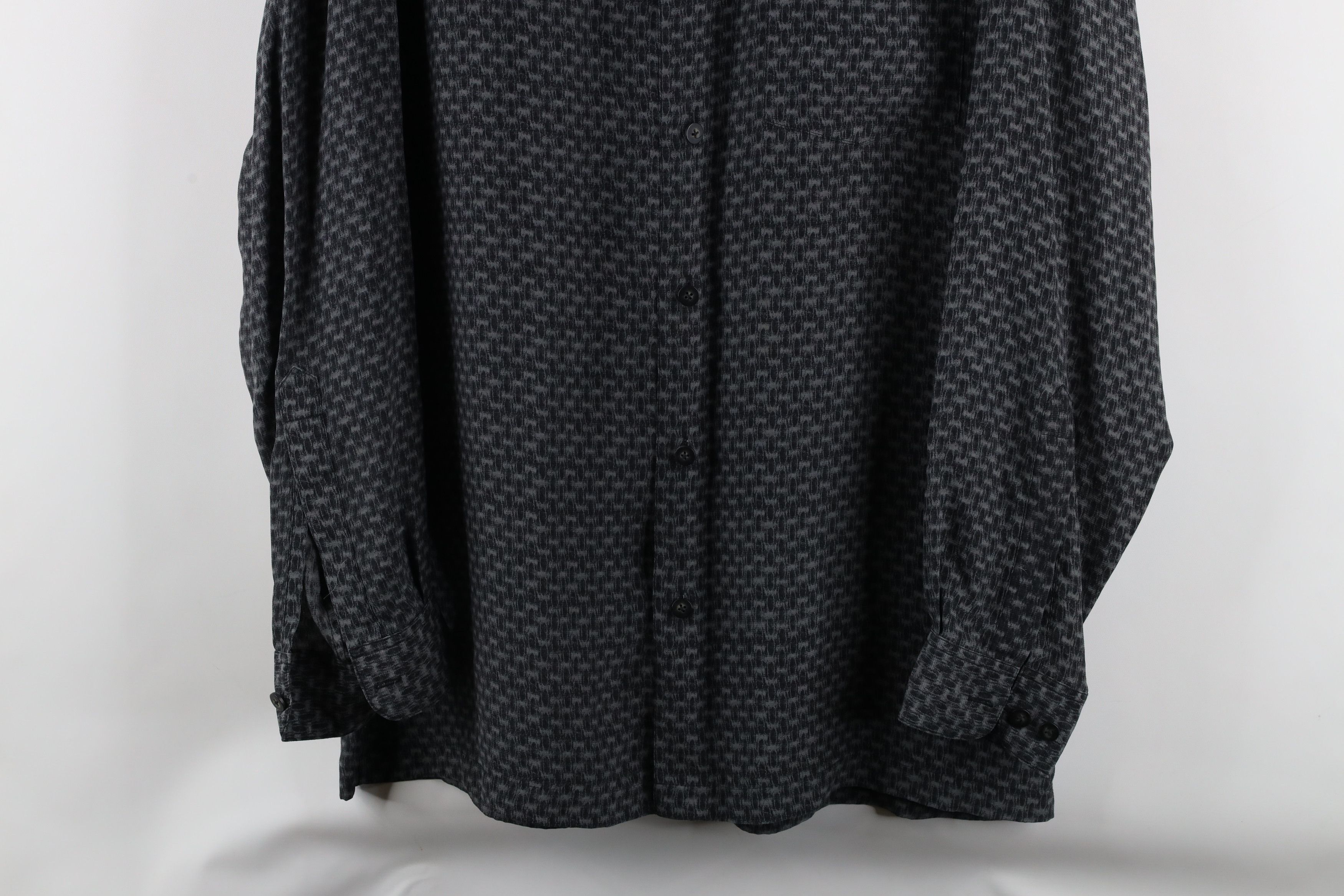 Vintage Vintage 90s Streetwear Silk Long Sleeve Button Shirt Gray Size US M / EU 48-50 / 2 - 3 Thumbnail