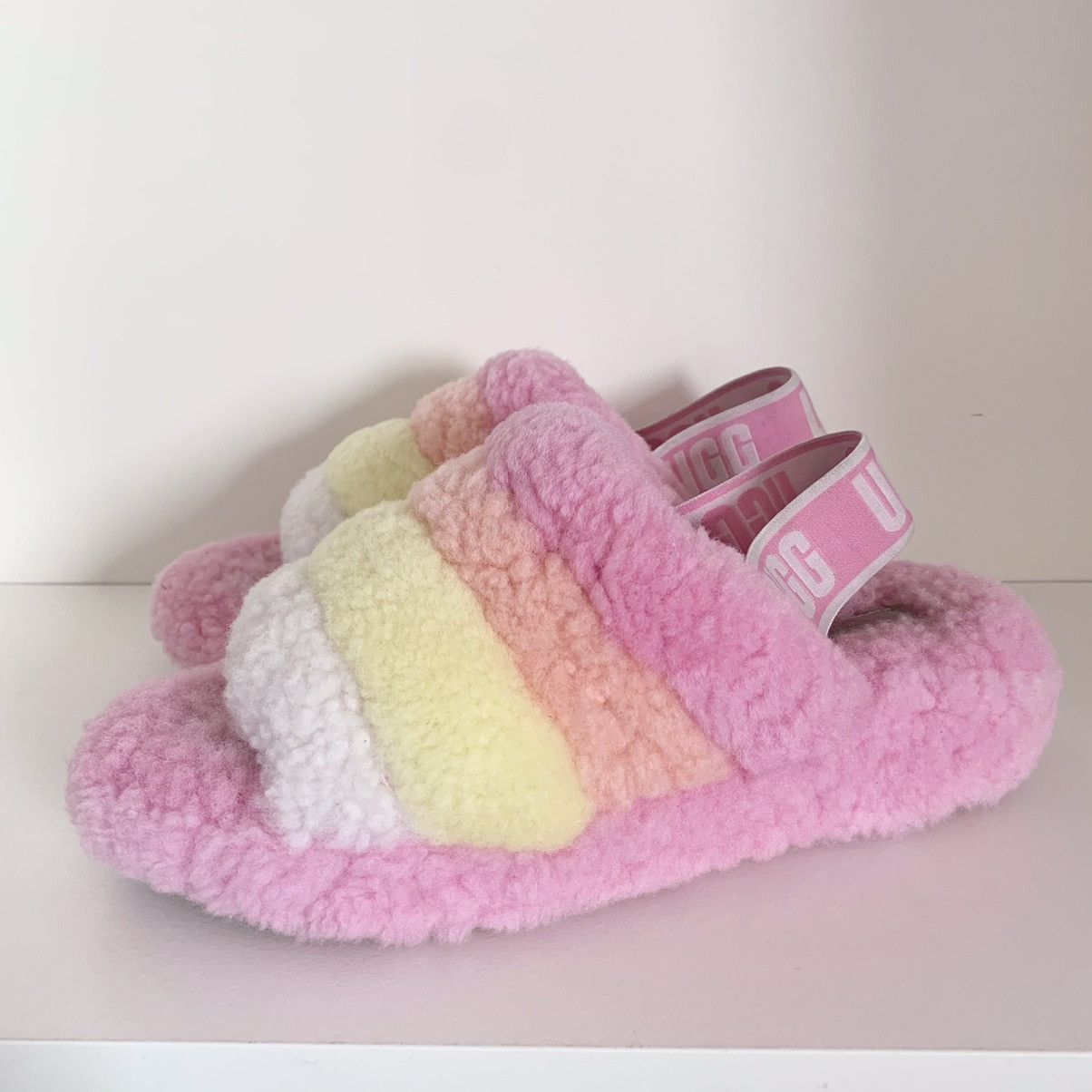 Ugg Ugh shearling pastel pink popsicle slides Size US 7 / IT 37 - 2 Thumbnail