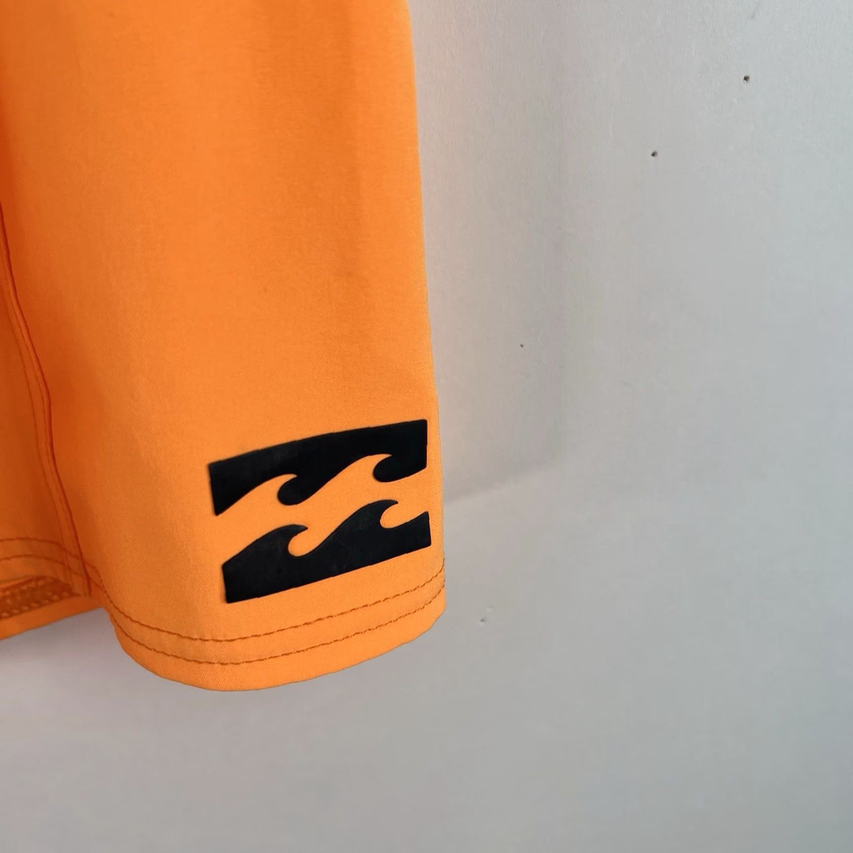 Billabong Billabong Bermuda Beach Shorts Mens Size 31 Orange 10" Inseam Stretch Logo Casual Swimwear Size US 31 - 2 Thumbnail