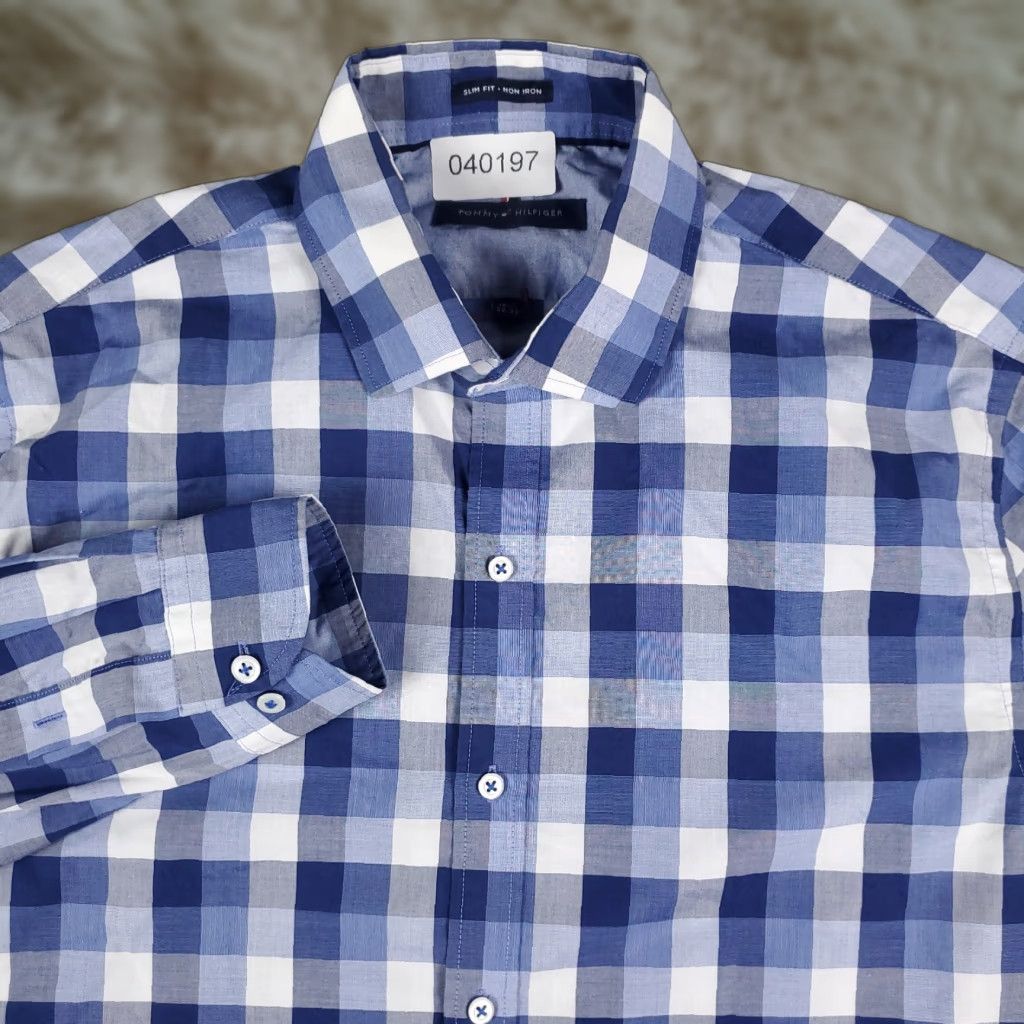Tommy Hilfiger Tommy Hilfiger Shirt Mens 15.5 Blue Check Long Sleeve Button-Up Button-Down Cotton Casual Classic Preppy Mens Size US M / EU 48-50 / 2 - 1 Thumbnail