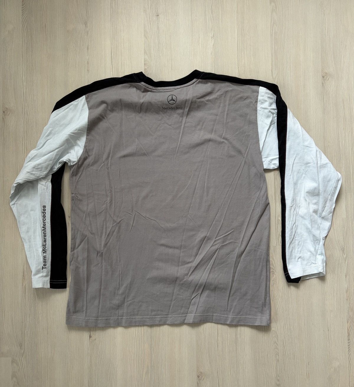 Mercedes-Benz Mercedes Team McLaren Formula One Long Sleeve Size US XXL / EU 58 / 5 - 10 Thumbnail