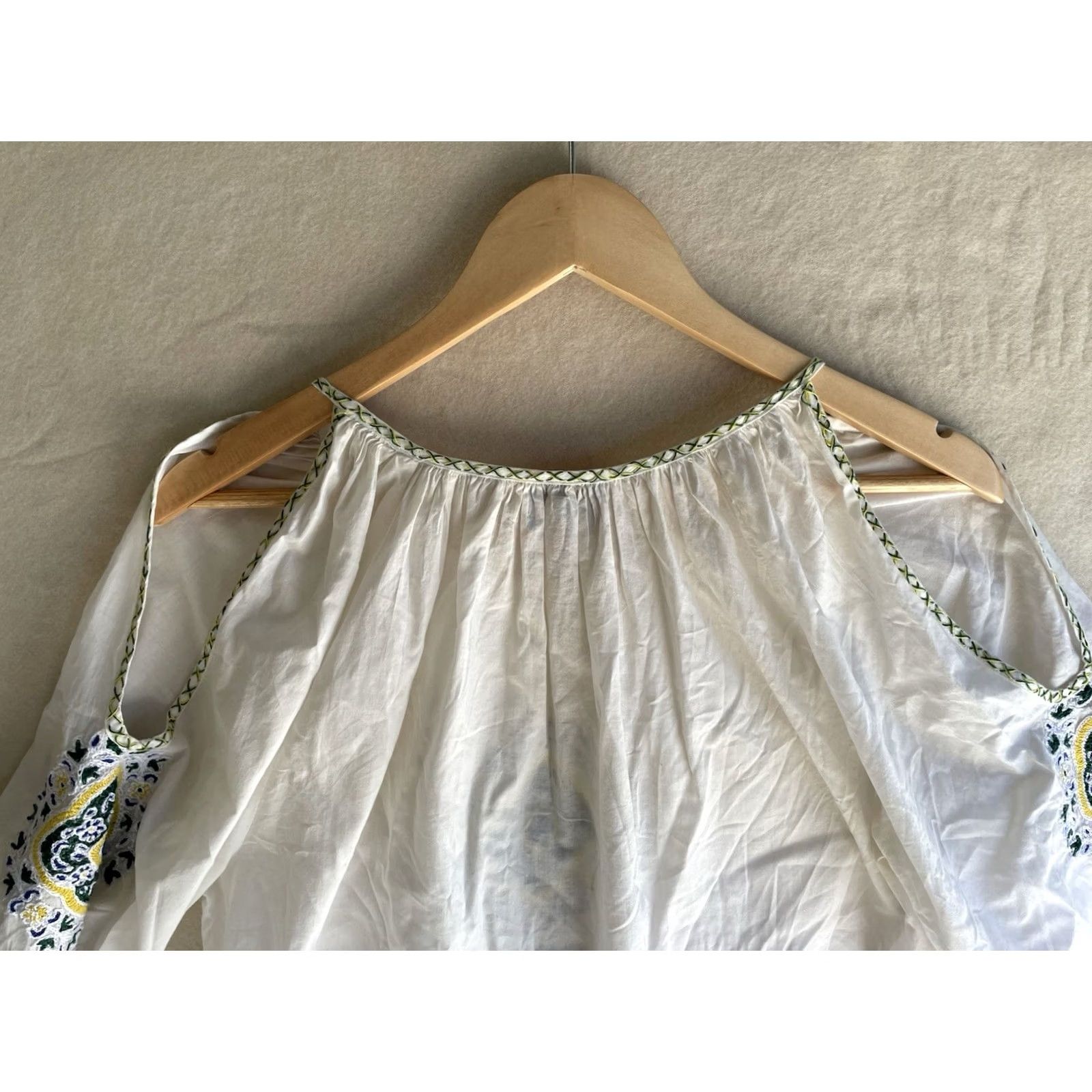 Vintage Pia Pauro White Top Women S Open Shoulders Embroidered Cotton Blouse Size S / US 4 / IT 40 - 3 Thumbnail