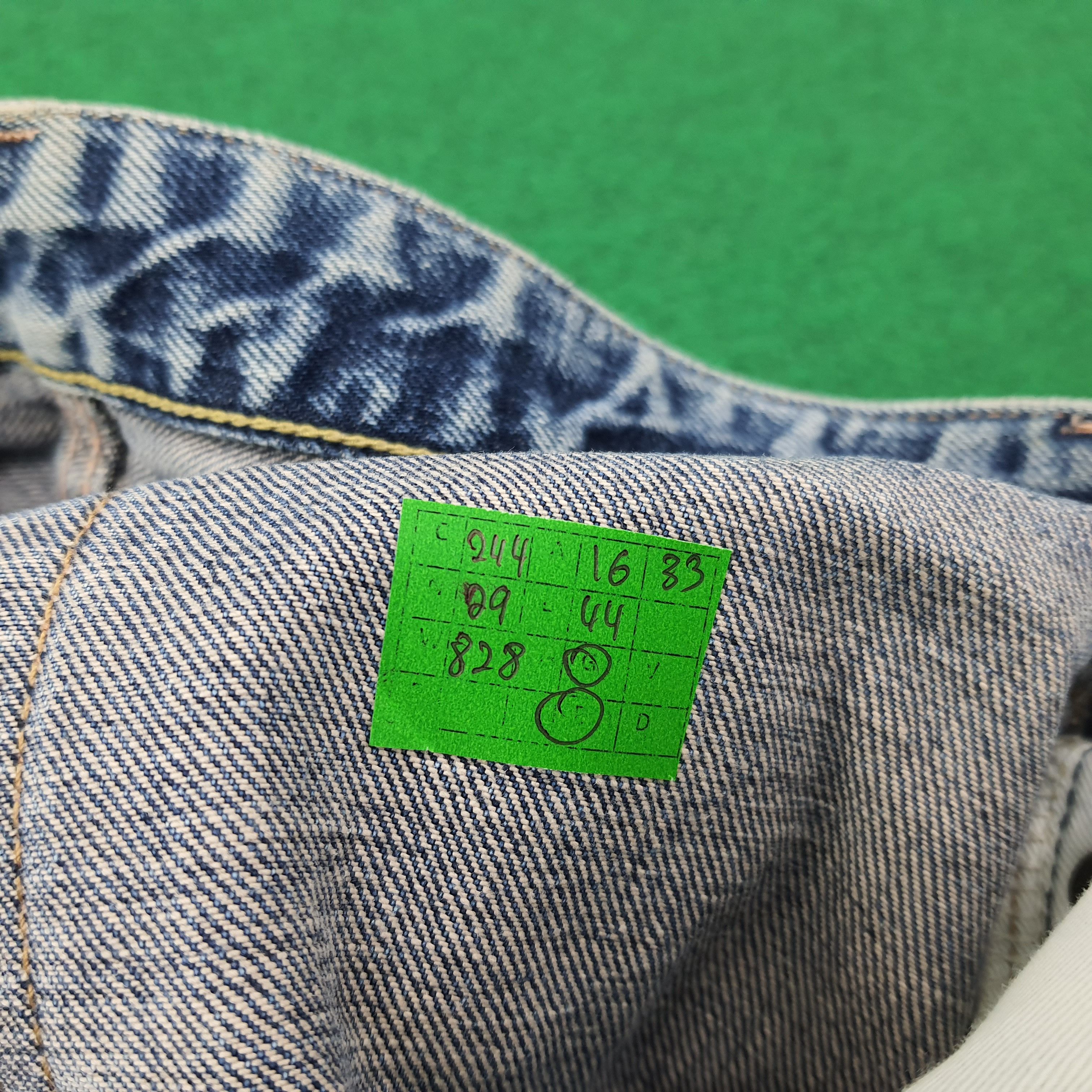 HOLLYWOOD RANCH MARKET Vintage Hollywood Ranch Market HRM Distressed Jeans C244N29 Size US 32 / EU 48 - 9 Thumbnail