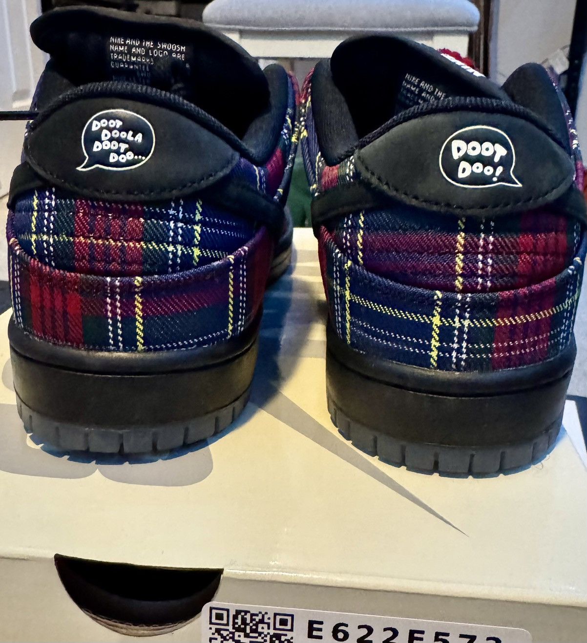 Nike SB Nike SB Dunk Low Nardwuar Size US 10 / EU 43 - 5 Thumbnail