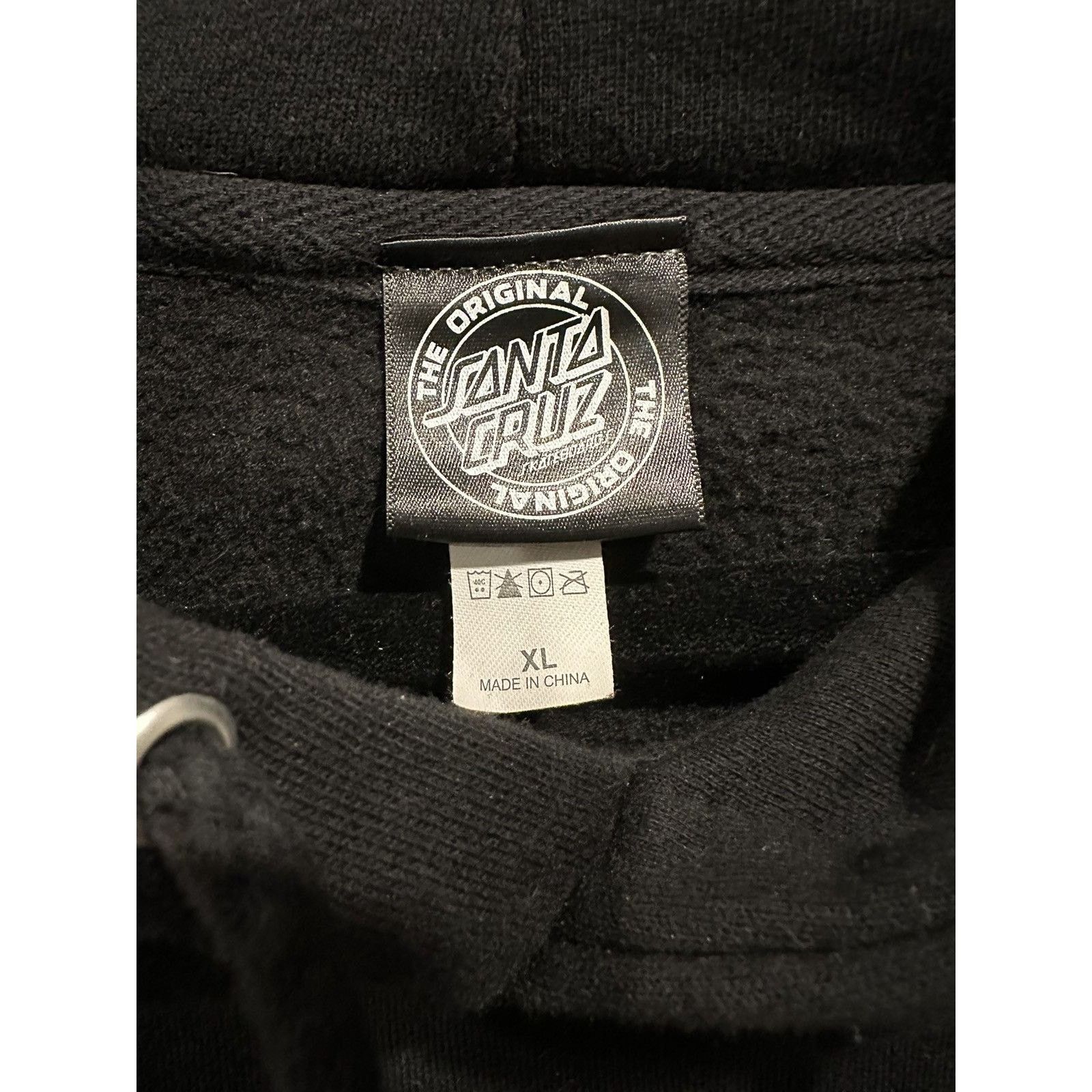 Santa Cruz Skateboards Classic Dot Pullover Hoodie Santa Cruz XL Black Size US XL / EU 56 / 4 - 12 Thumbnail
