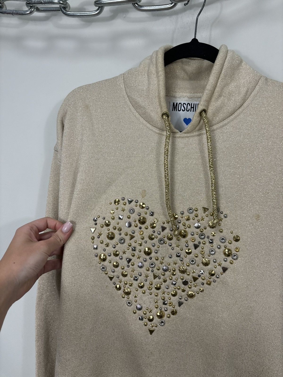 Moschino Vintage Moschino Women’s Heart Rhinestones Logo Hoodie Size M / US 6-8 / IT 42-44 - 7 Thumbnail