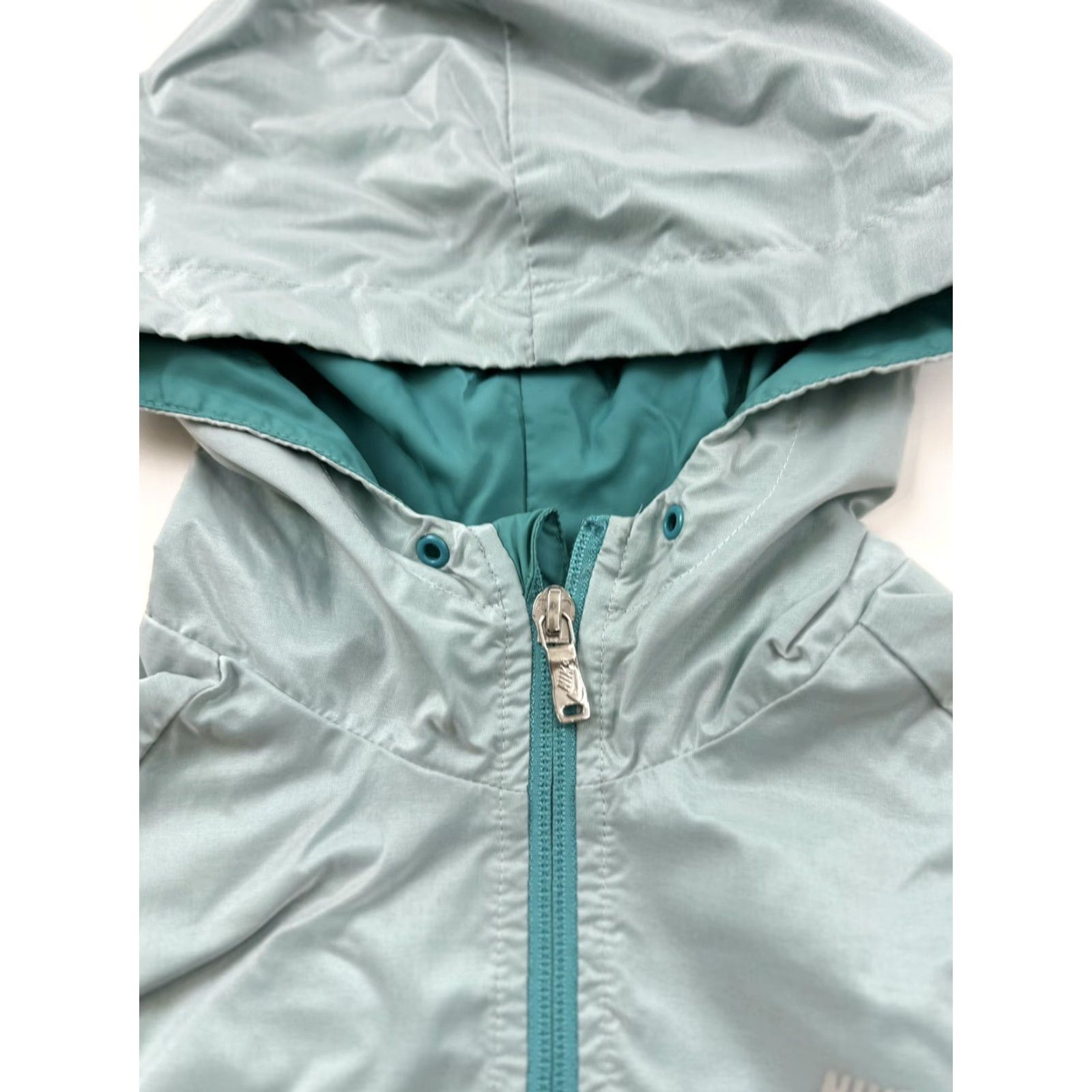 Nike Nike Jacket Women’s XS Mint Grey Full Zip Windbreaker Nike Dri-FIT Windbreaker XS Women Grey Mint Full Zip Nike Jacket Size XS / US 0-2 / IT 36-38 - 3 Thumbnail