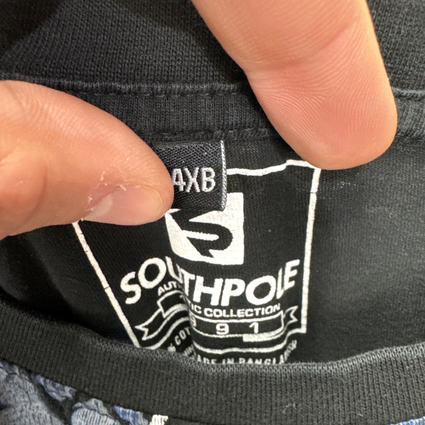 Southpole VINTAGE Southpole T-Shirt Big & Tall Black 4XLB 4XL Graphic Print Foil 90s Stain Glass Hip Hop Mens Size US XXL / EU 58 / 5 - 2 Thumbnail