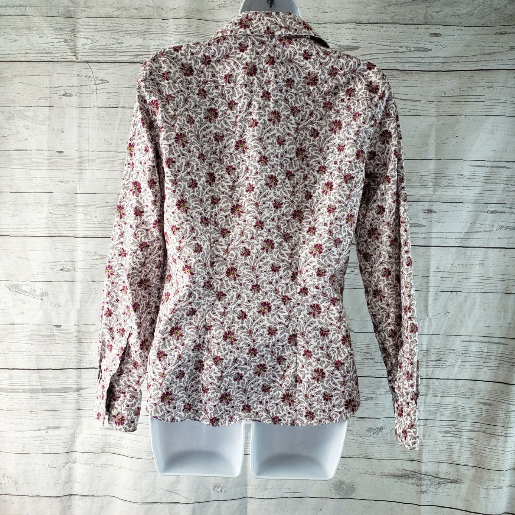 Lands' End Lands End Womens No Iron Button Front Shirt Sz 2 Purple Floral Cotton Shirt Size XS / US 0-2 / IT 36-38 - 4 Thumbnail
