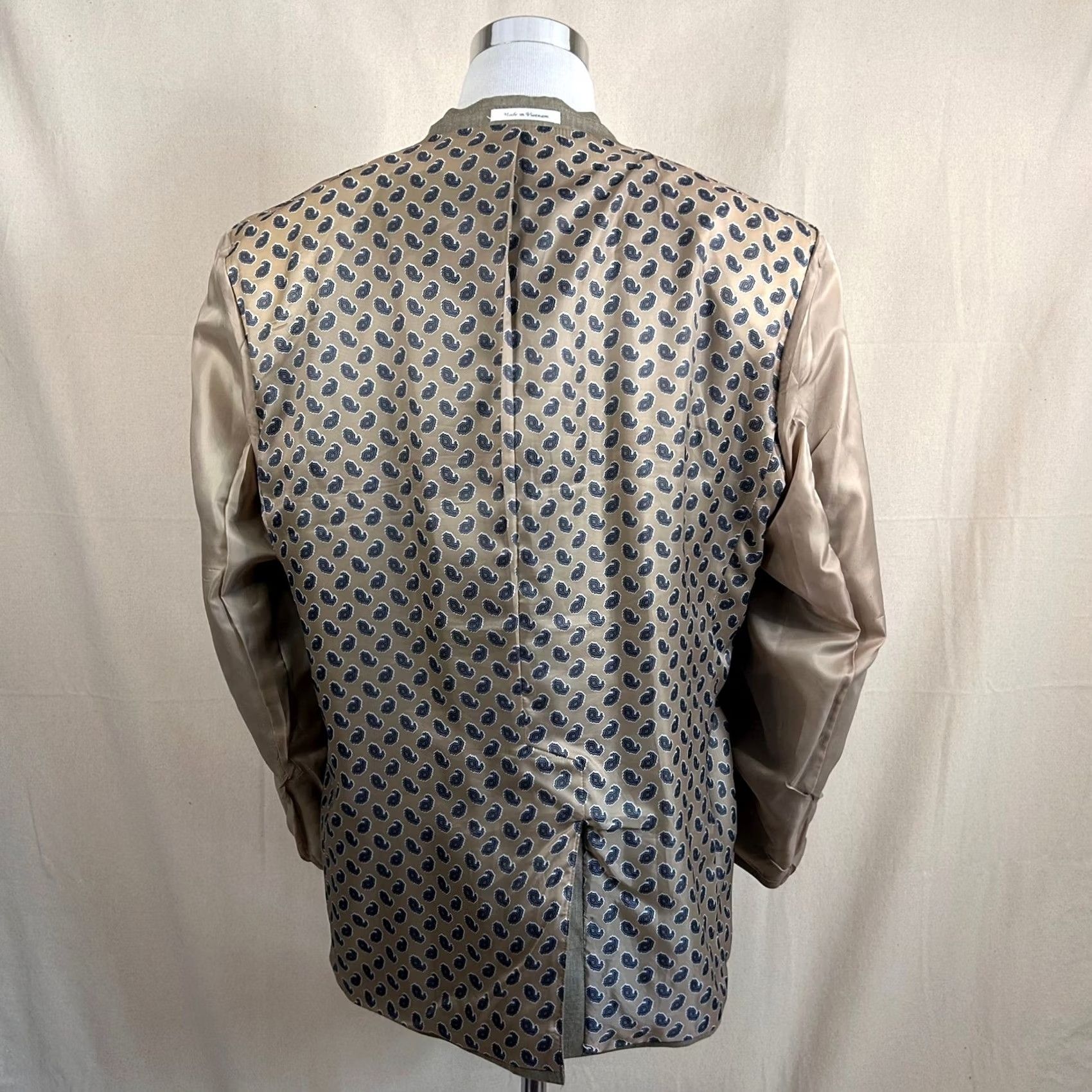 Chaps Chaps Sport Coat Beige Two Button Vented Polyester Rayon Paisley Lined 50R Size US M / EU 48-50 / 2 - 8 Thumbnail