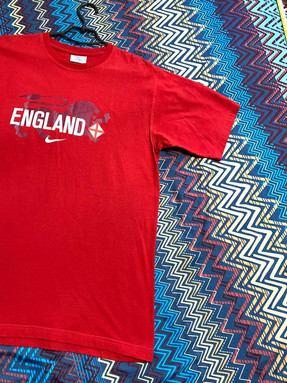 Nike × Vintage Rare Vintage T-Shirt Nike Centr Logo Small Swoosh. Size US M / EU 48-50 / 2 - 5 Thumbnail