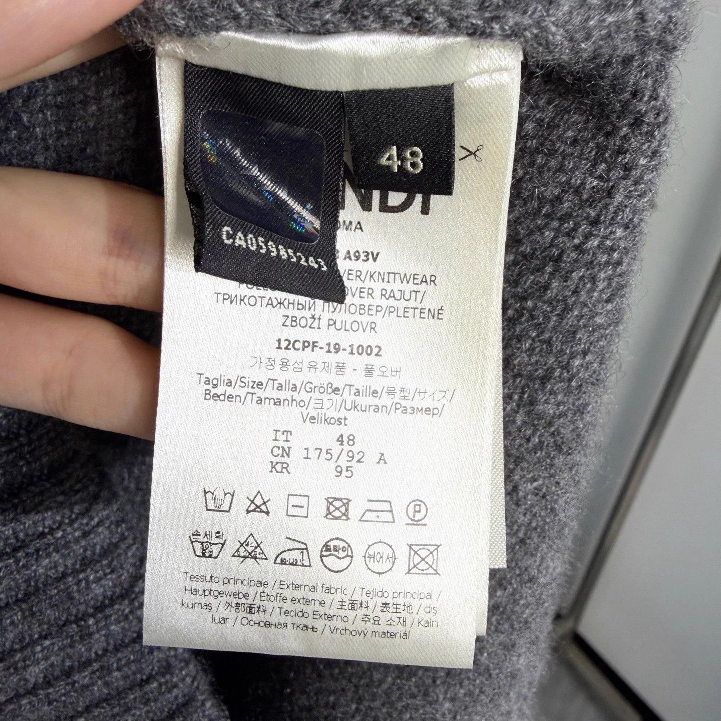 Fendi 【Brand New】 Fendi Knitted Cashmere Sweater, Size US M / EU 48-50 / 2 - 4 Thumbnail
