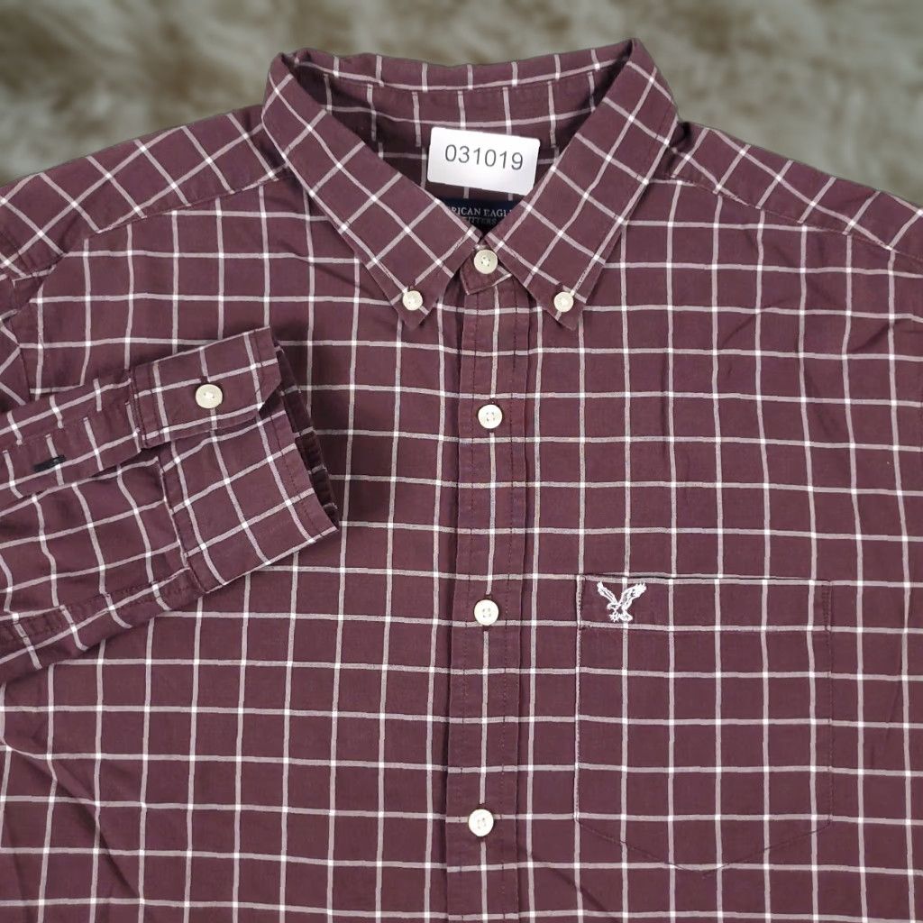 American Eagle Outfitters American Eagle Outfitters Shirt Mens Large Burgundy Check Button-Up Long Sleeve Size US L / EU 52-54 / 3 - 1 Thumbnail