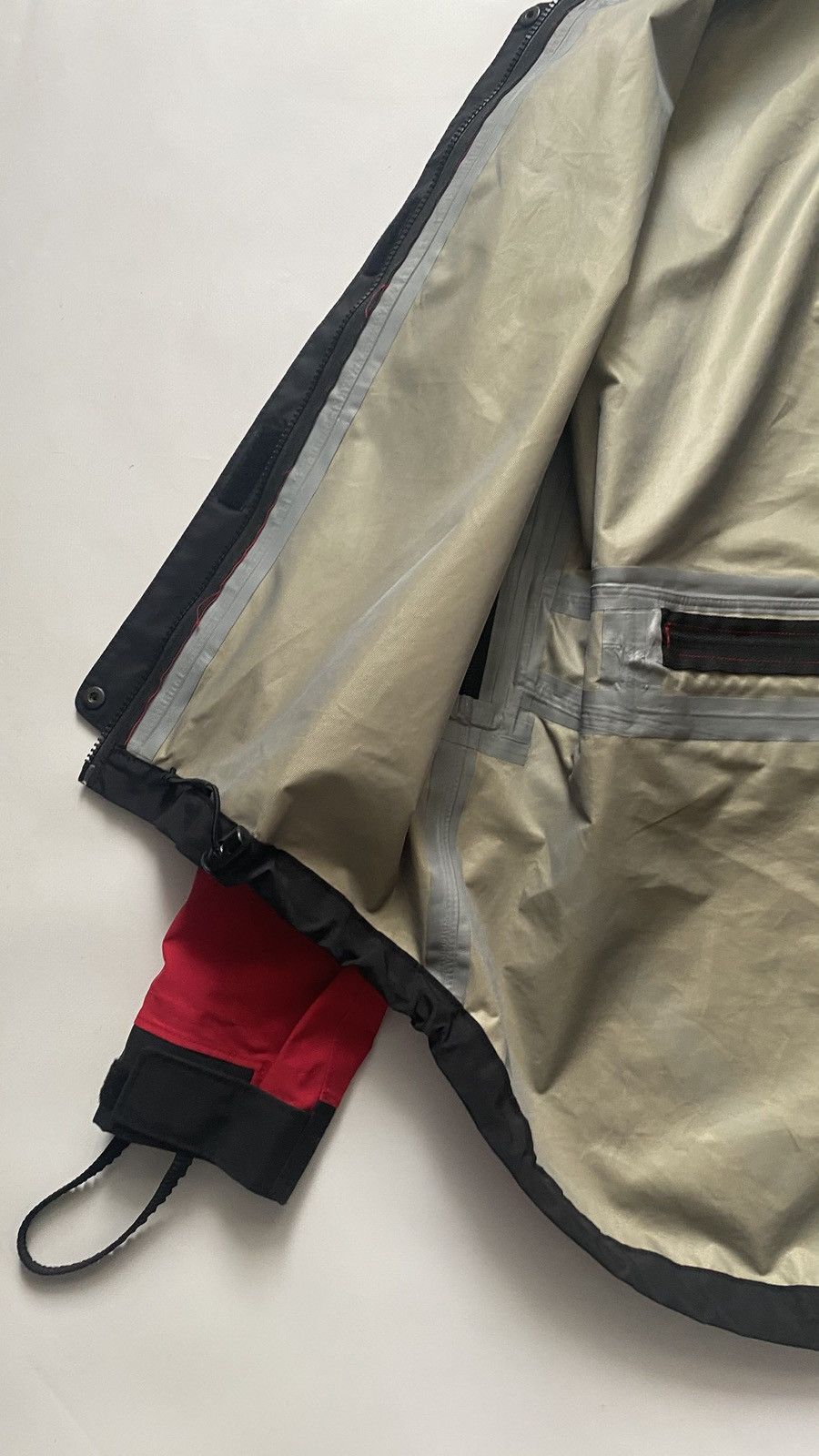 Mountain Equipment Vintage Mountain Equipment Jacket Gore-tex Full Zip Size S/M Size US M / EU 48-50 / 2 - 6 Thumbnail